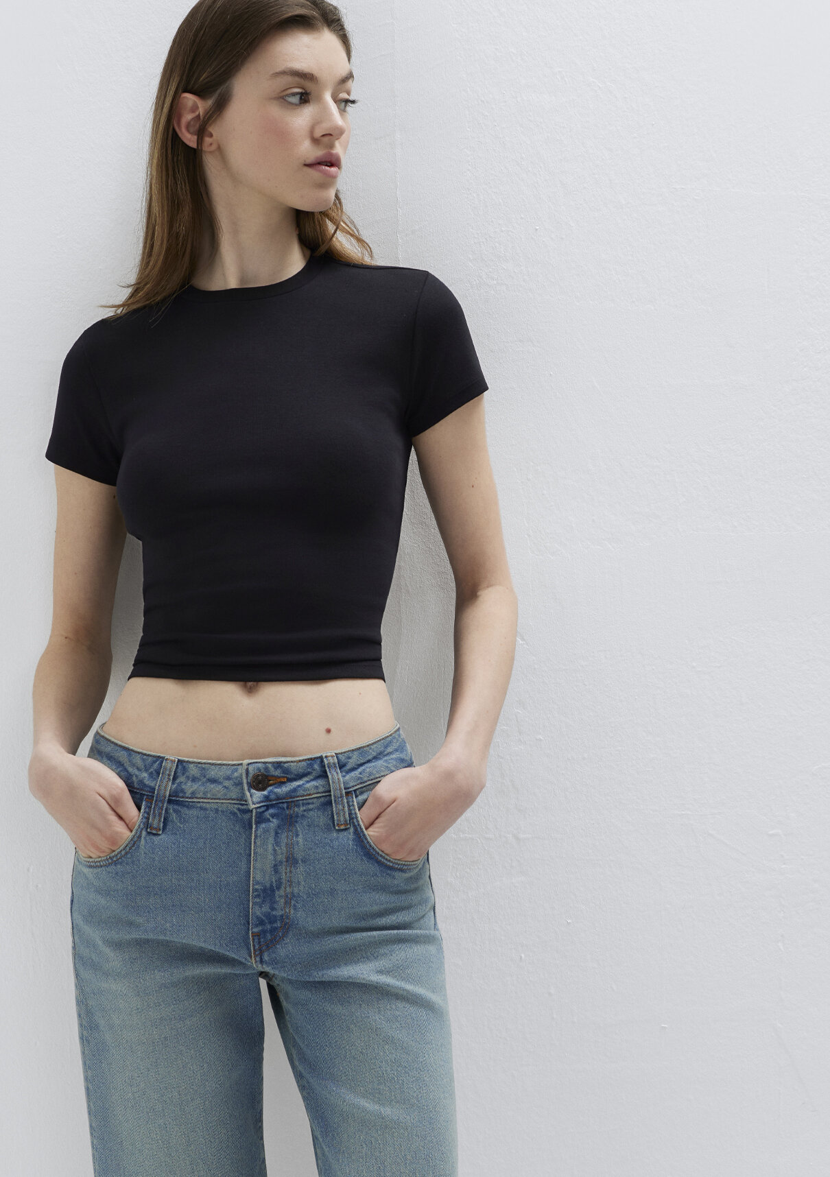 Mavi Siyah Basic Crop Tişört