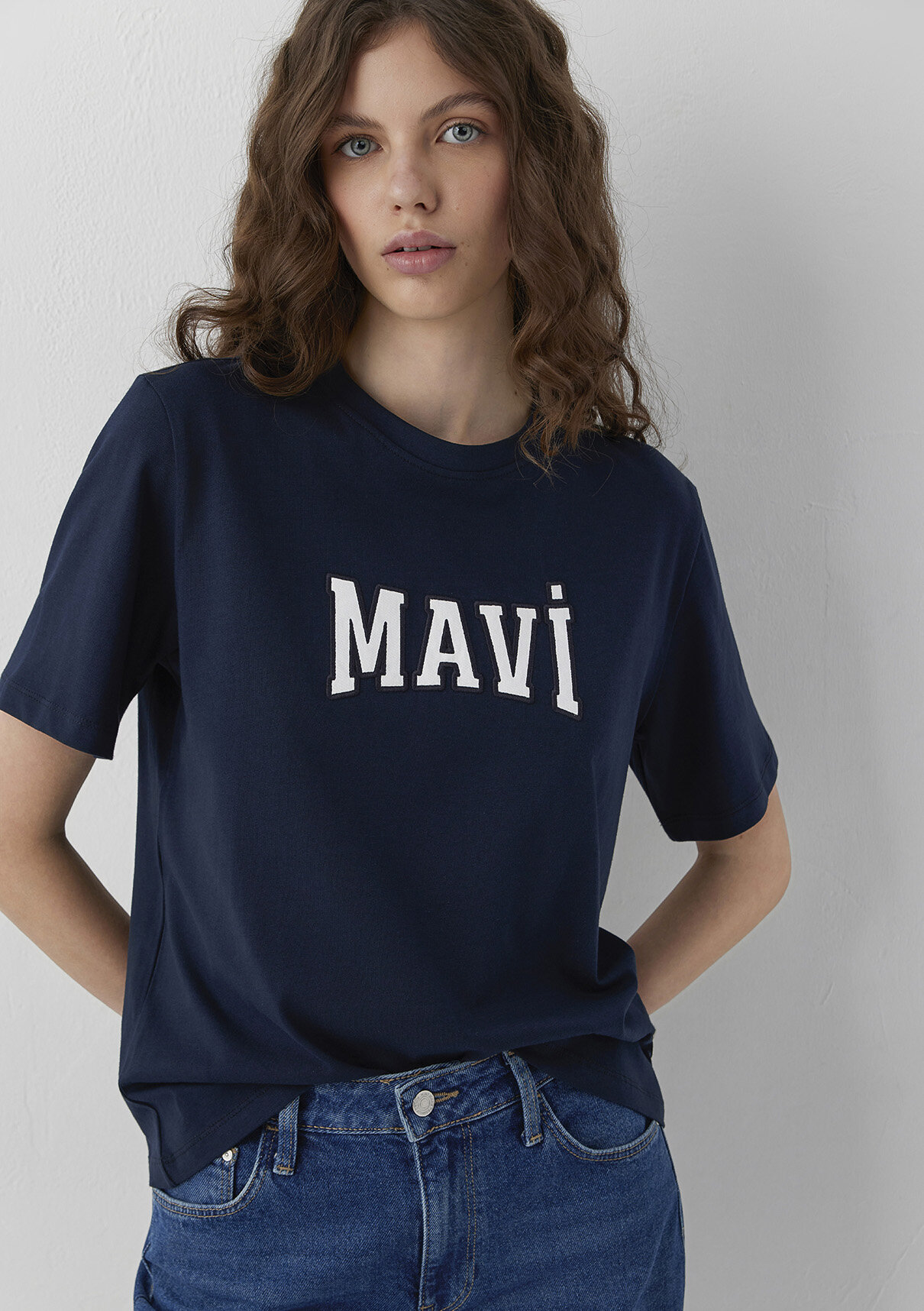 Mavi Logo Baskılı Lacivert Tişört