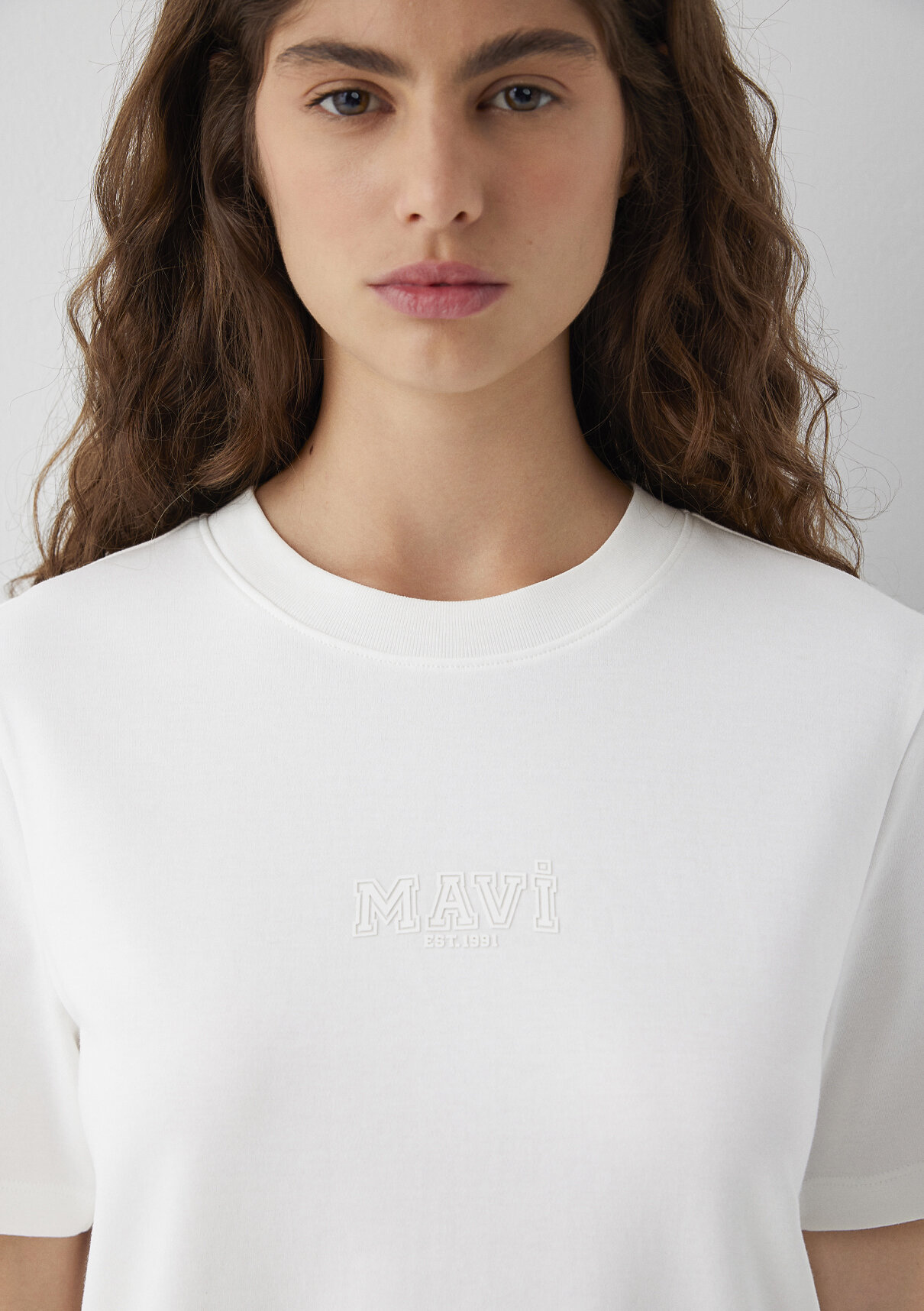 Mavi Logo Baskılı Ekru Tişört görsel 6
