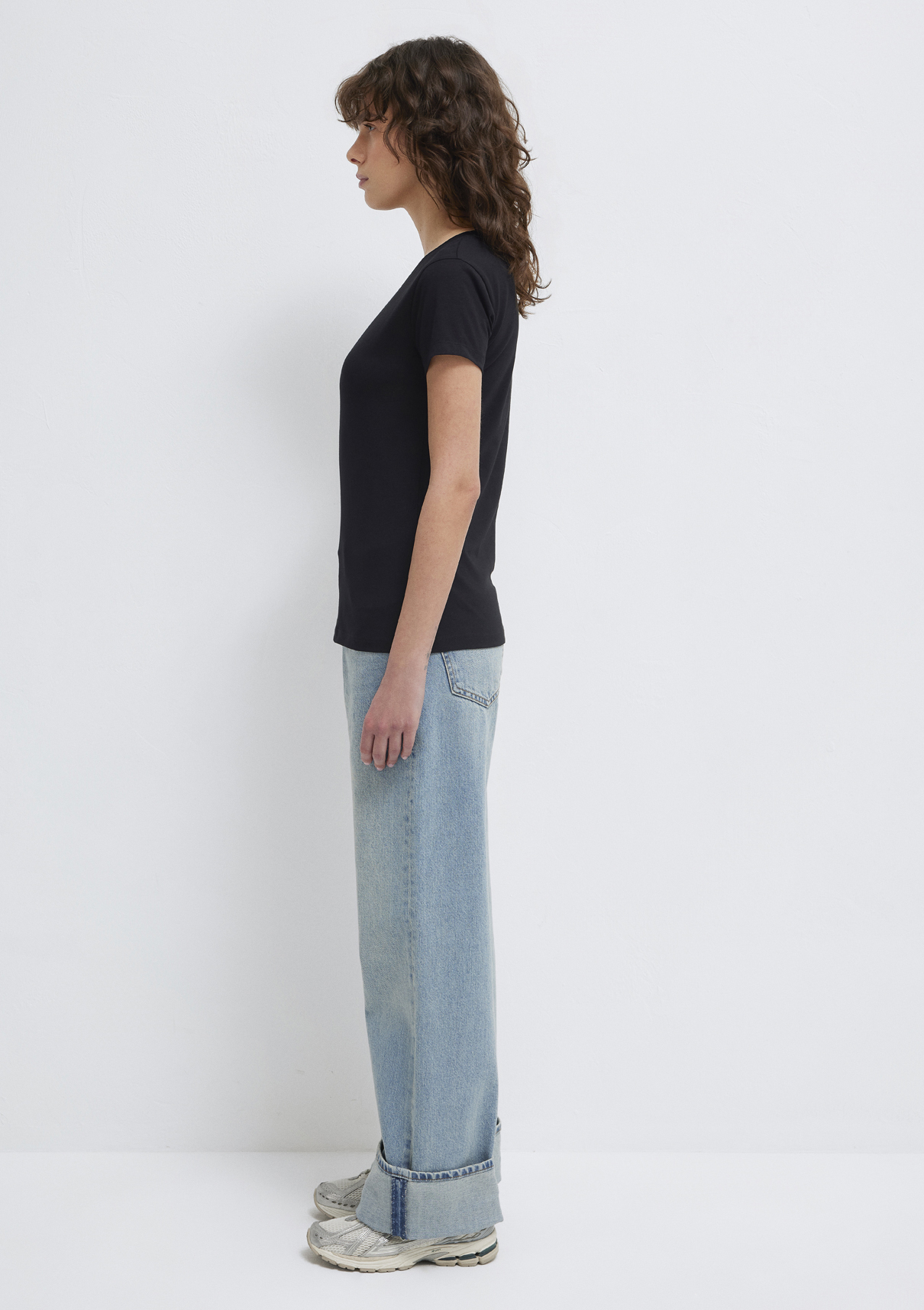 Mavi Stretch Siyah Basic Tişört görsel 4