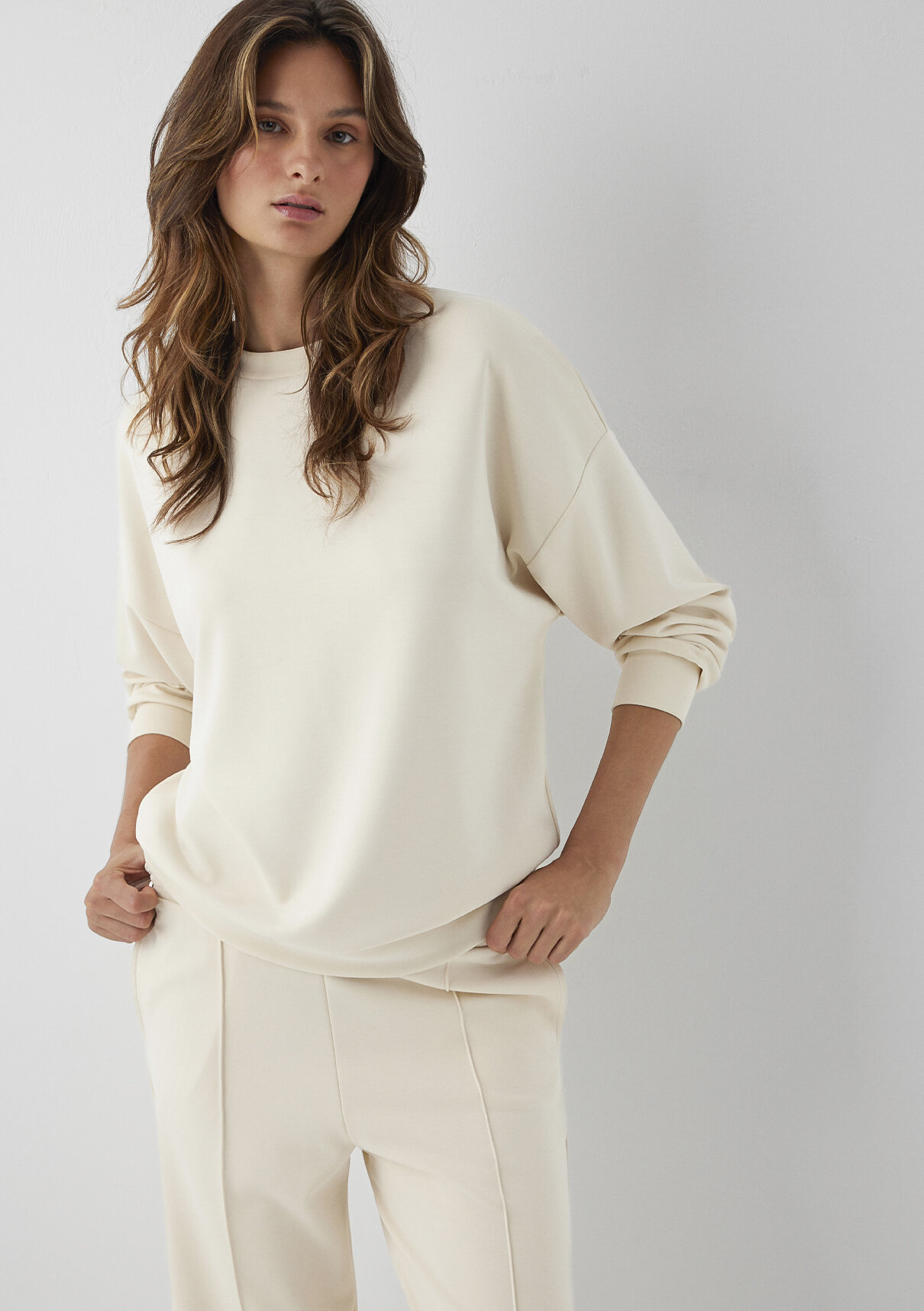 Mavi Soft-Premium (TENCEL™) Modal Karışımlı Ekru Sweatshirt