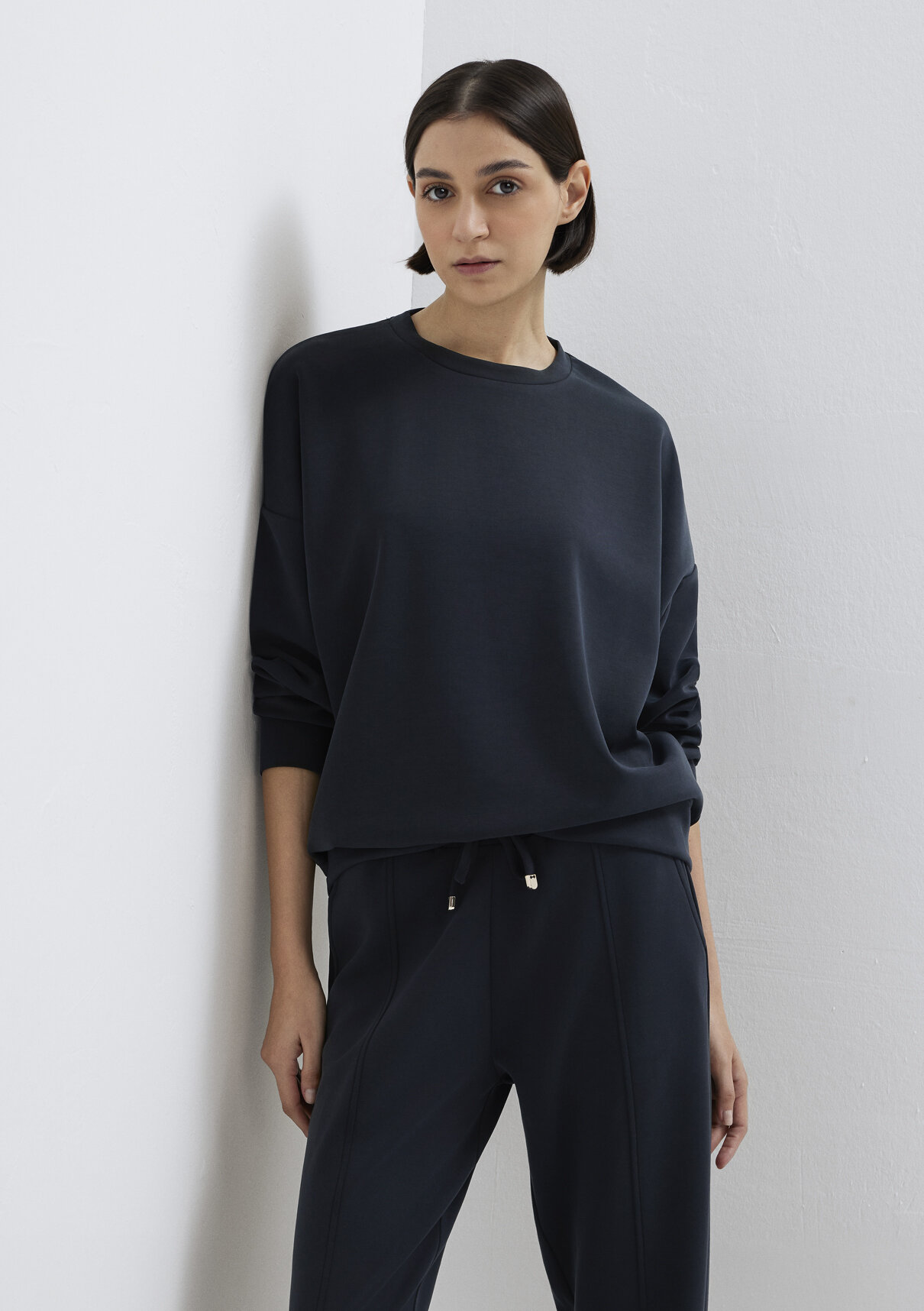 Mavi Soft-Premium (TENCEL™) Modal Karışımlı Siyah Sweatshirt
