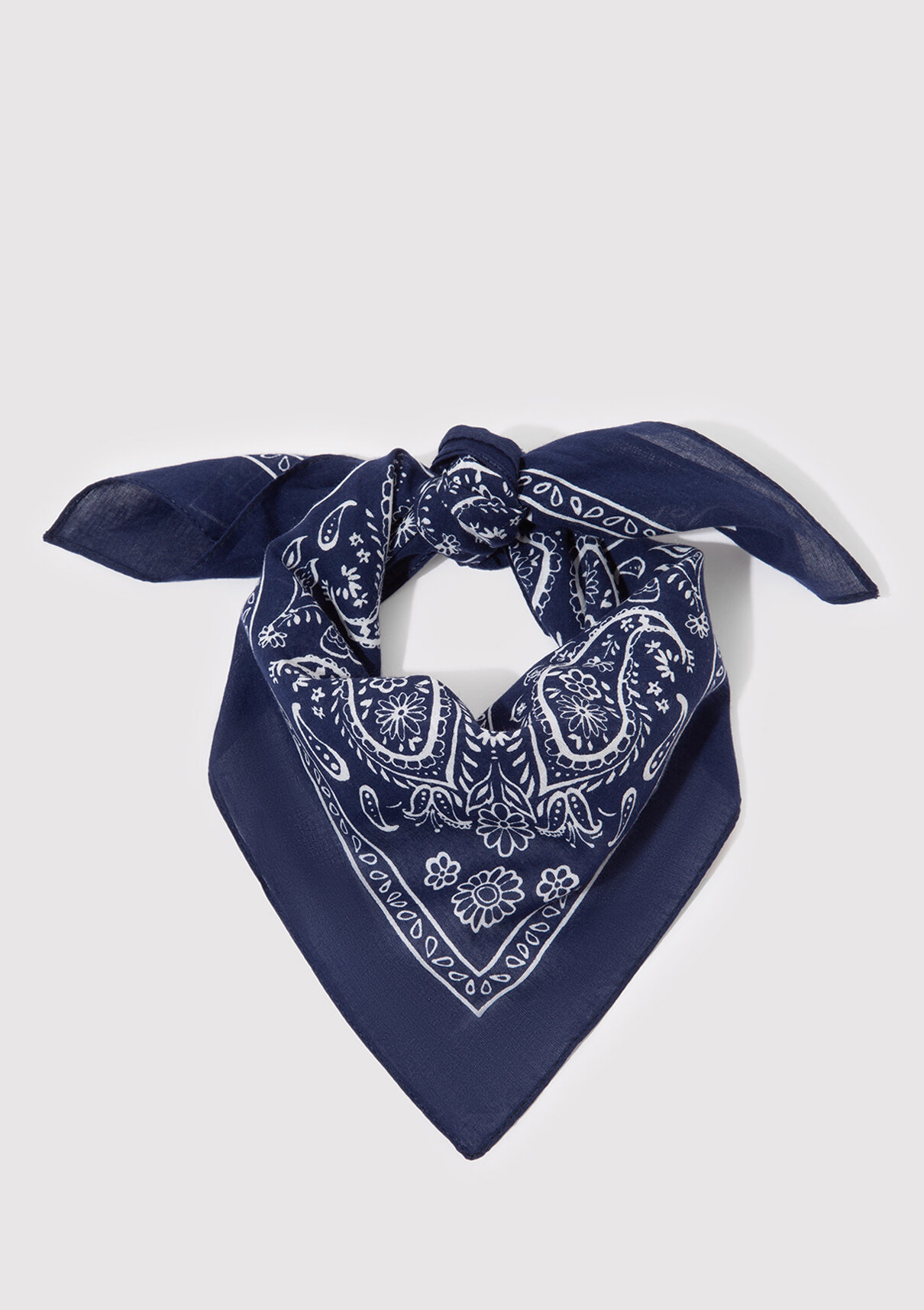 Mavi Baskılı Lacivert Bandana görsel 3