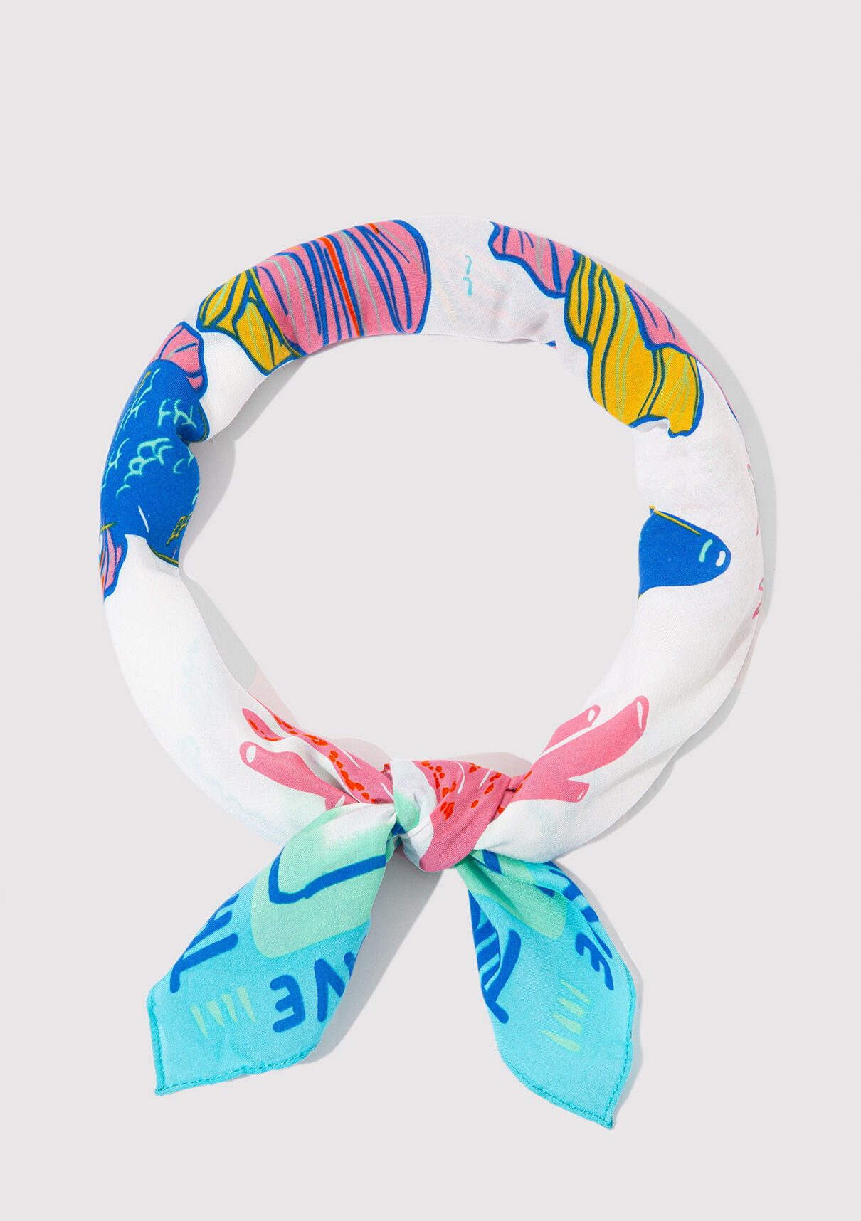 Mavi Balık Baskılı Bandana görsel 3