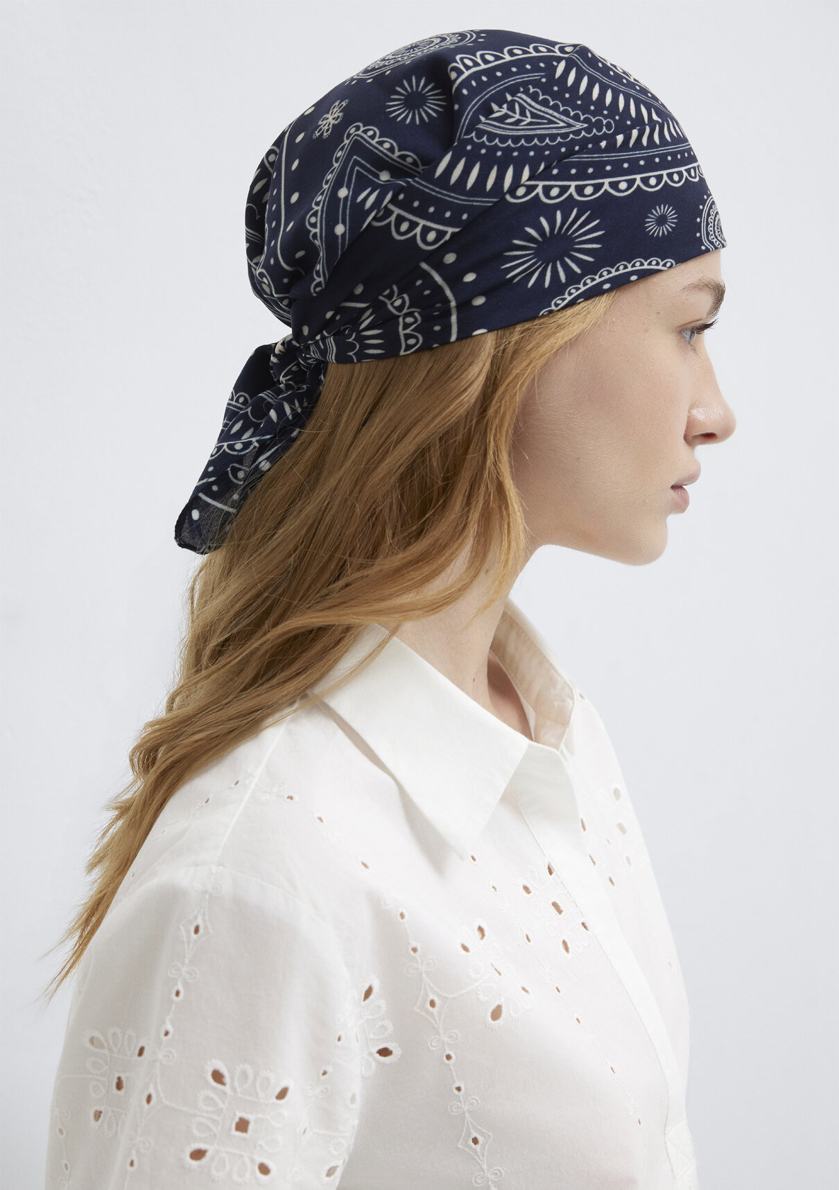 Mavi Baskılı Lacivert Bandana