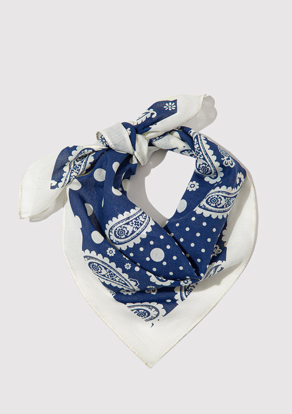 Mavi Baskılı Lacivert Bandana görsel 2