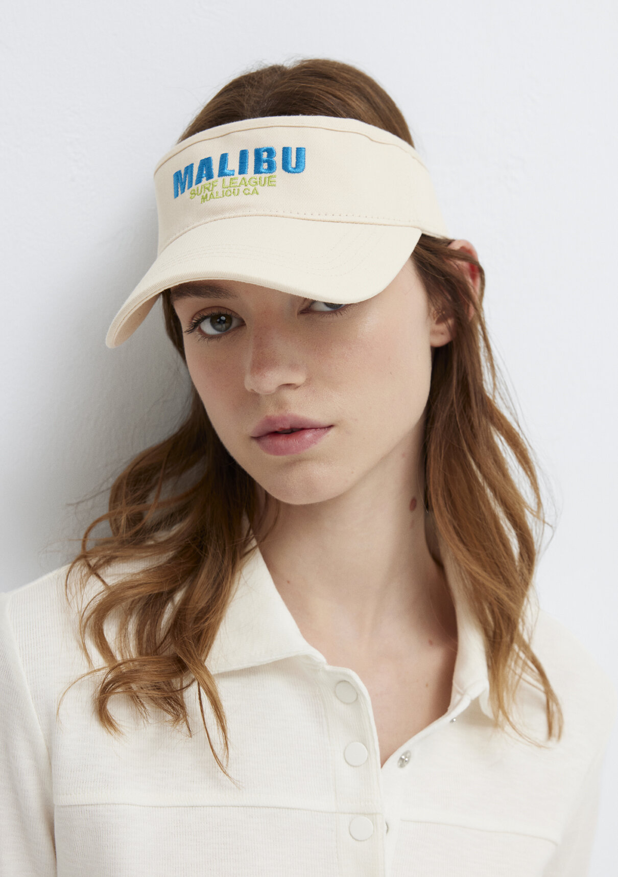 Mavi Malibu Baskılı Ekru Vizör Şapka