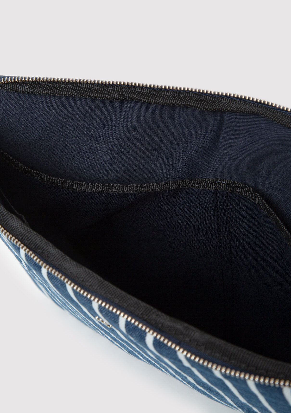 Mavi Çizgili Denim Laptop Çantası görsel 6