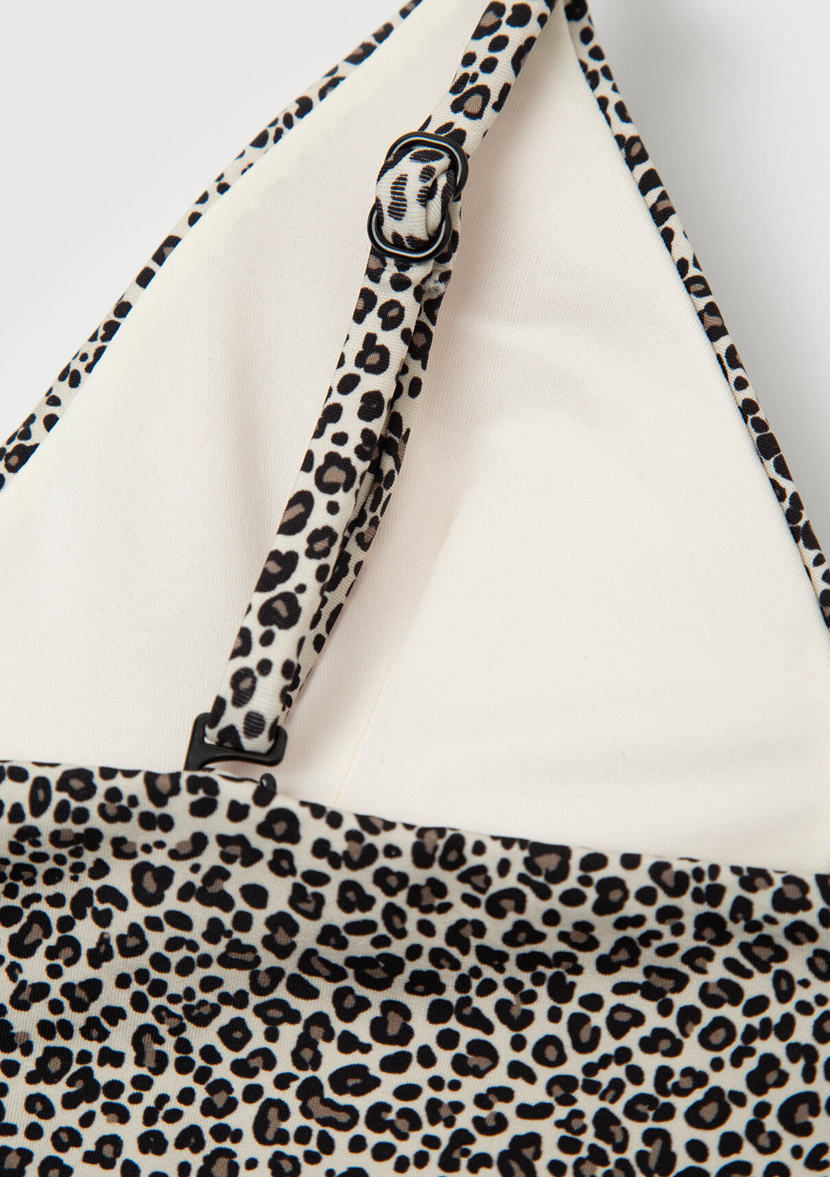 Mavi Leopar Desenli Bikini Üstü görsel 7