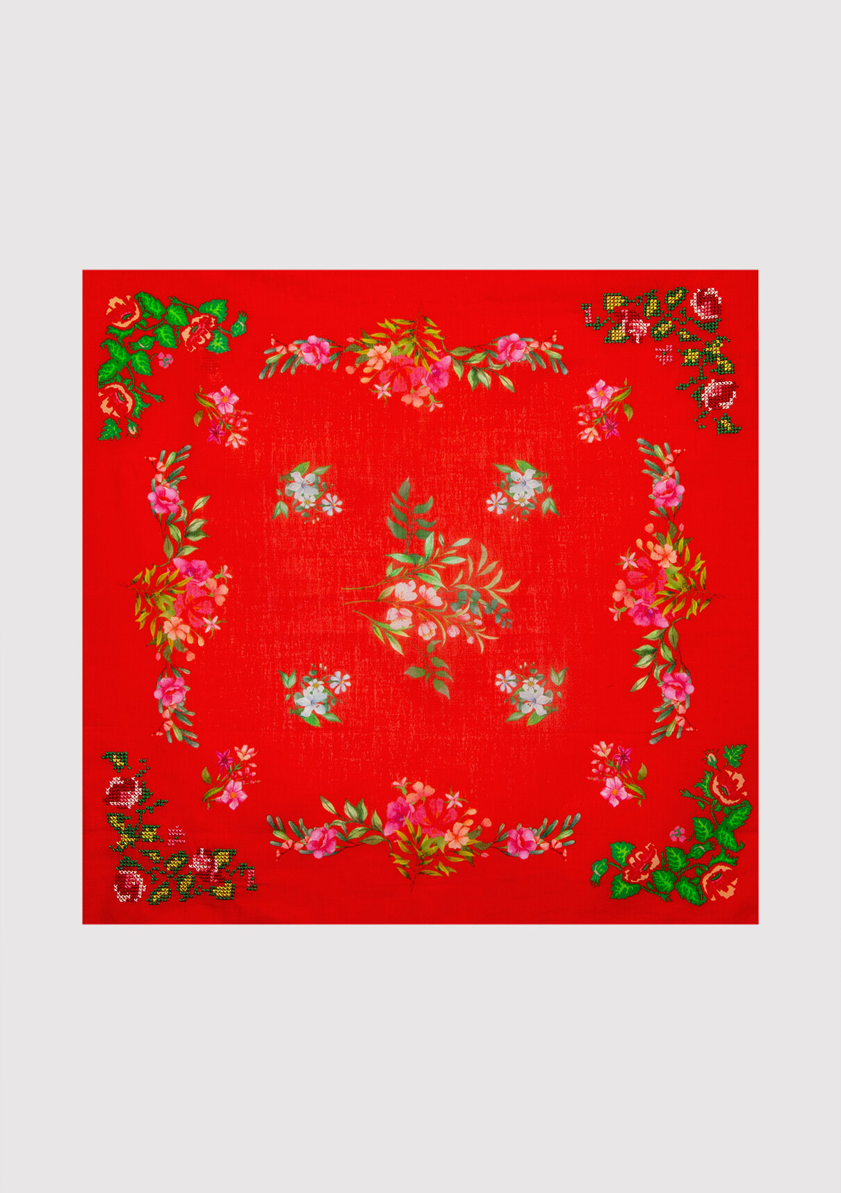 Mavi Çiçek Baskılı Kırmızı Bandana görsel 4