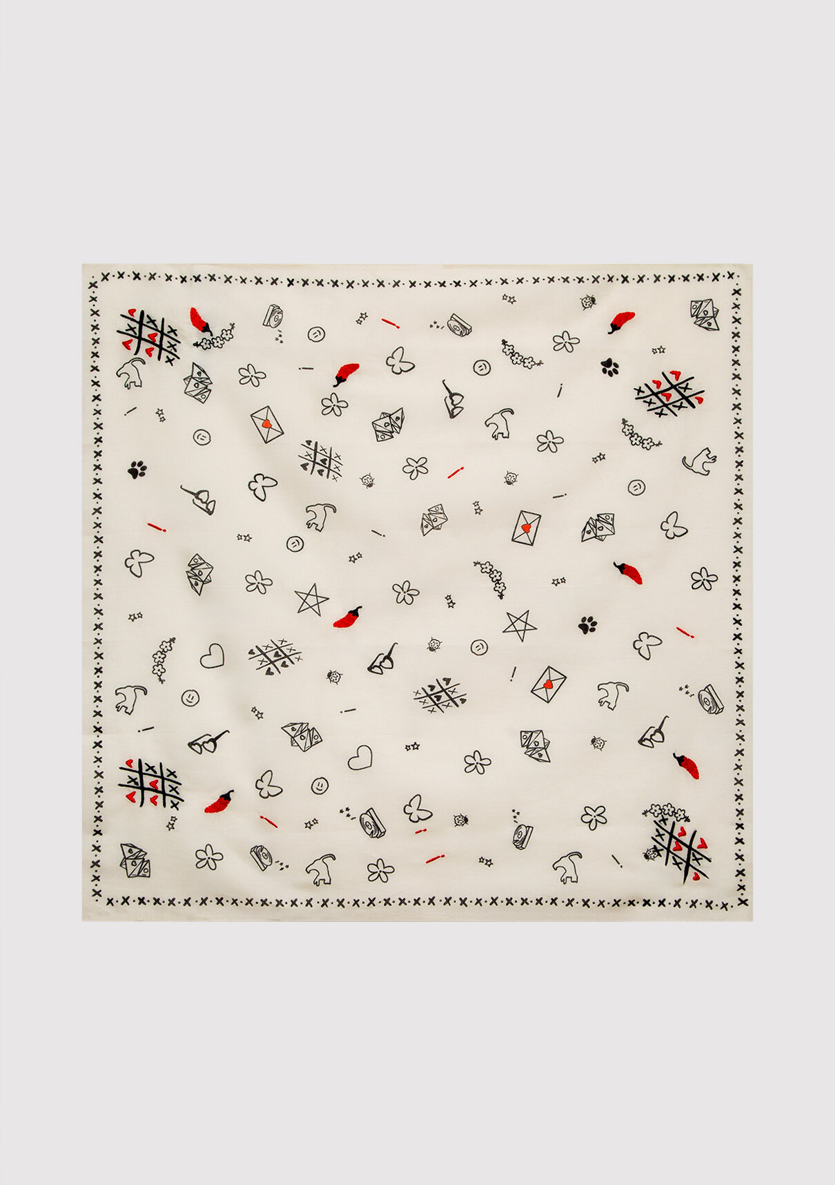 Mavi Baskılı Ekru Bandana görsel 4