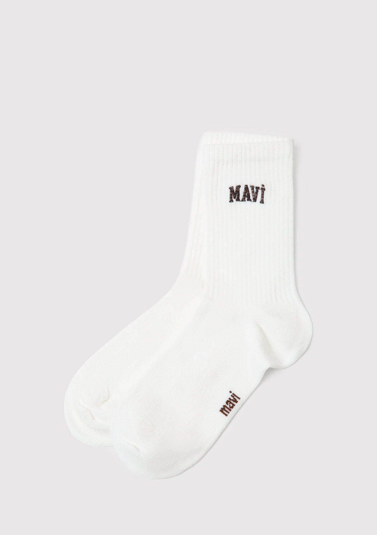 Mavi Logo Nakışlı Beyaz Soket Çorap
