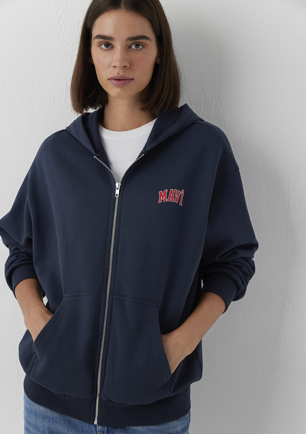 Mavi Kapüşonlu Lacivert Sweatshirt