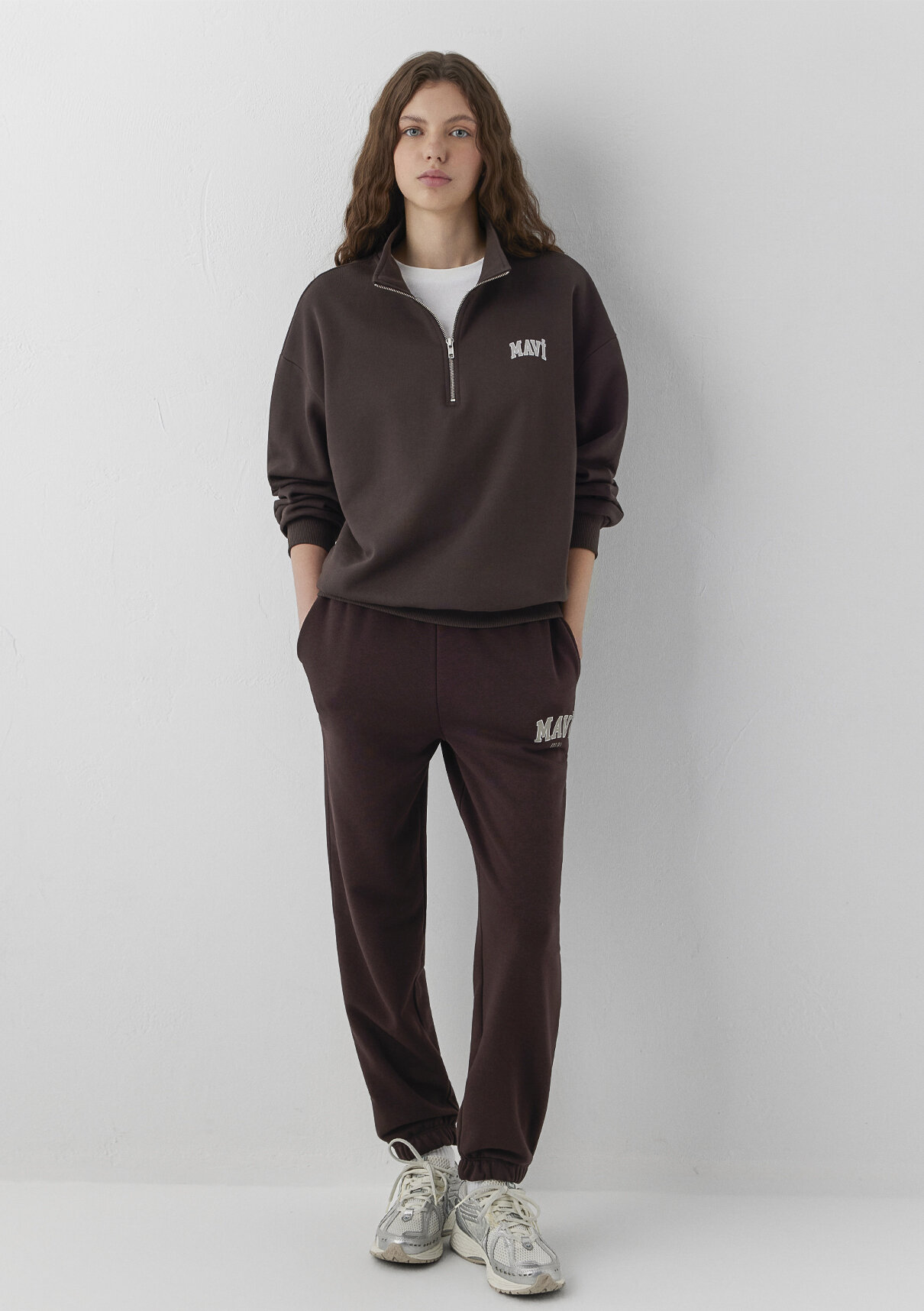 Mavi Logo Yarı Fermuarlı Kahverengi Sweatshirt görsel 2