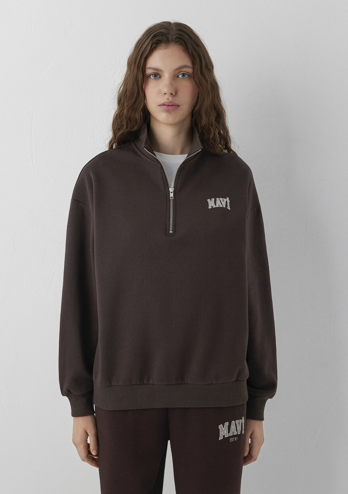 Mavi Logo Yarı Fermuarlı Kahverengi Sweatshirt görsel 3