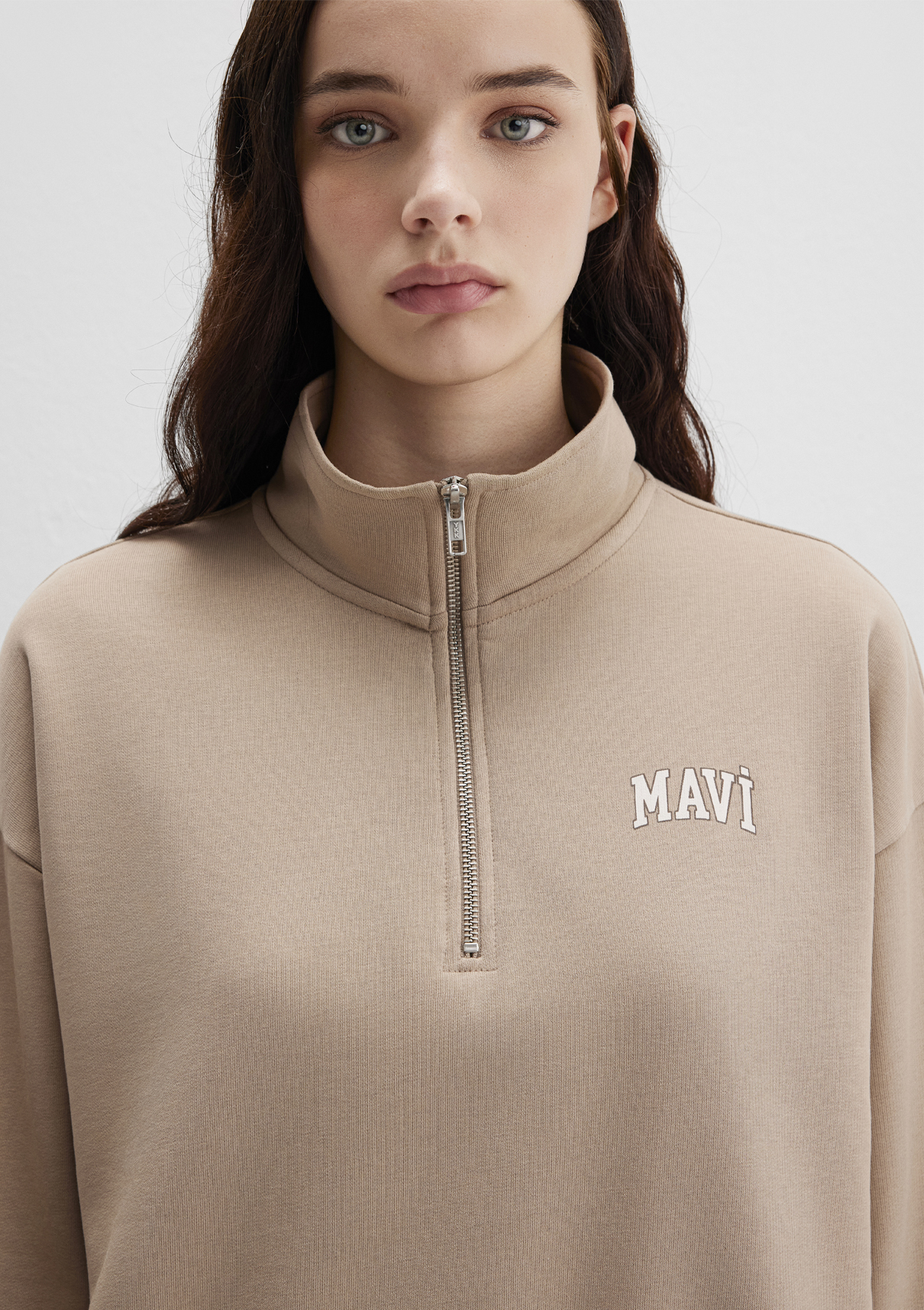 Mavi Logo Baskılı Yarı Fermuarlı Bej Sweatshirt görsel 5
