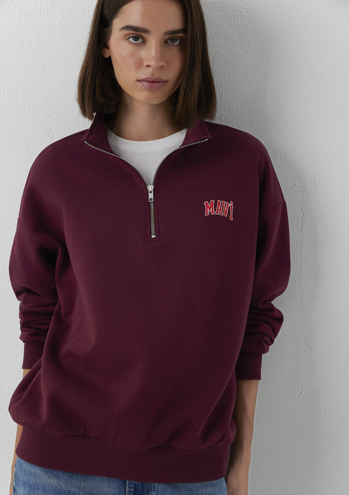 Mavi Logo Baskılı Yarı Fermuarlı Bordo Sweatshirt görsel 2