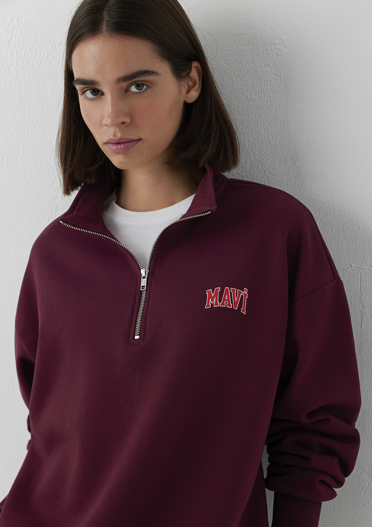 Mavi Logo Baskılı Yarı Fermuarlı Bordo Sweatshirt görsel 3