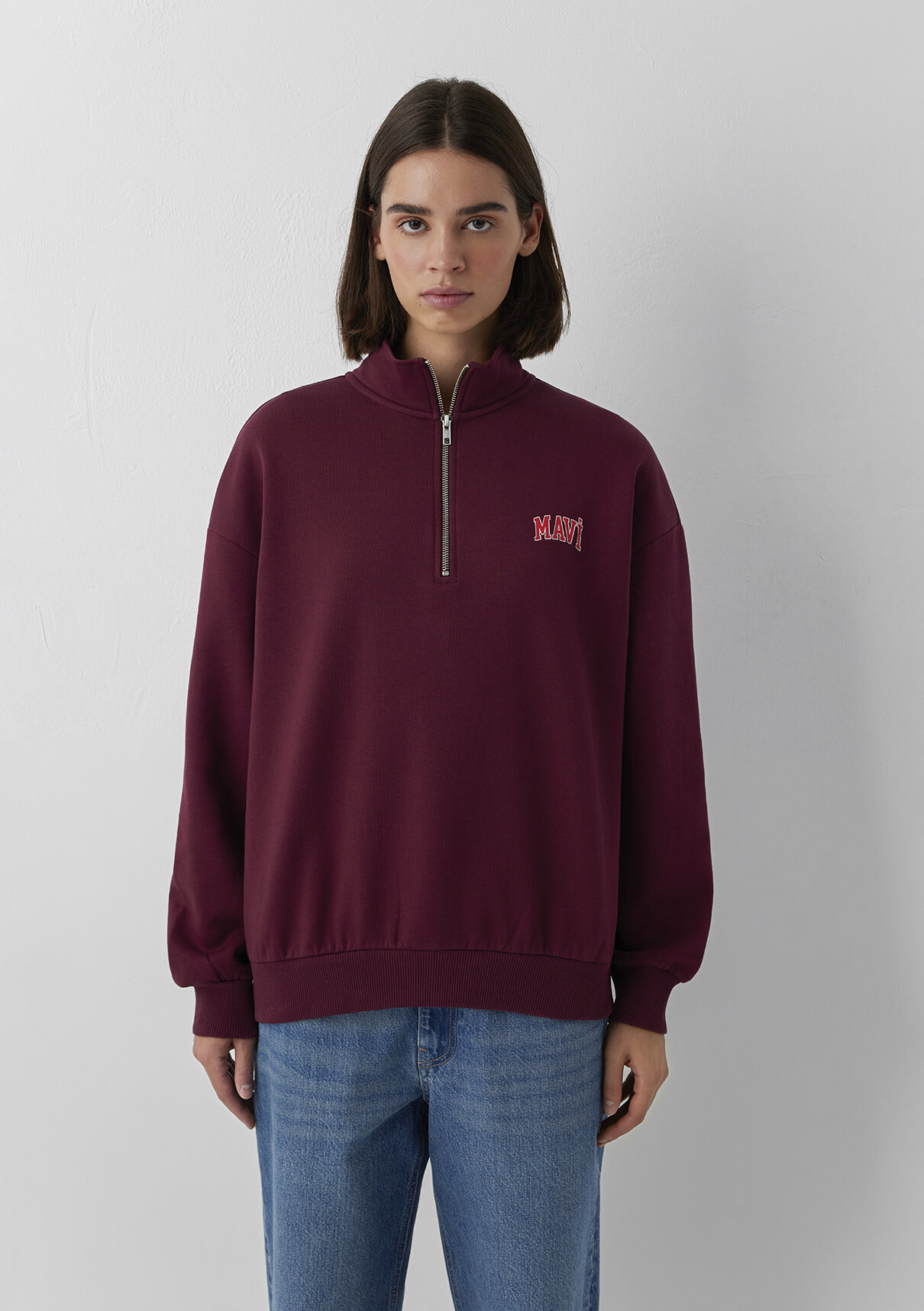 Mavi Logo Baskılı Yarı Fermuarlı Bordo Sweatshirt görsel 4