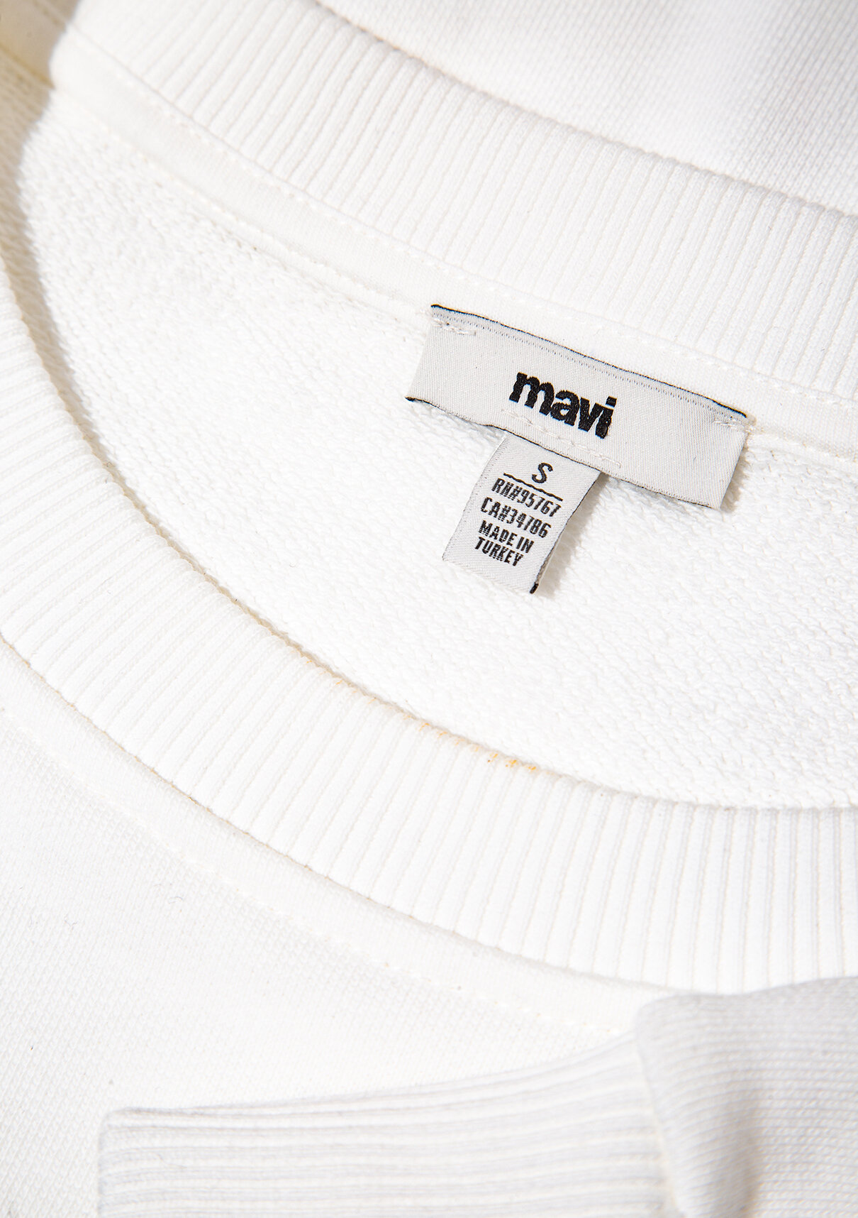 Mavi Nakışlı Ekru Sweatshirt görsel 8