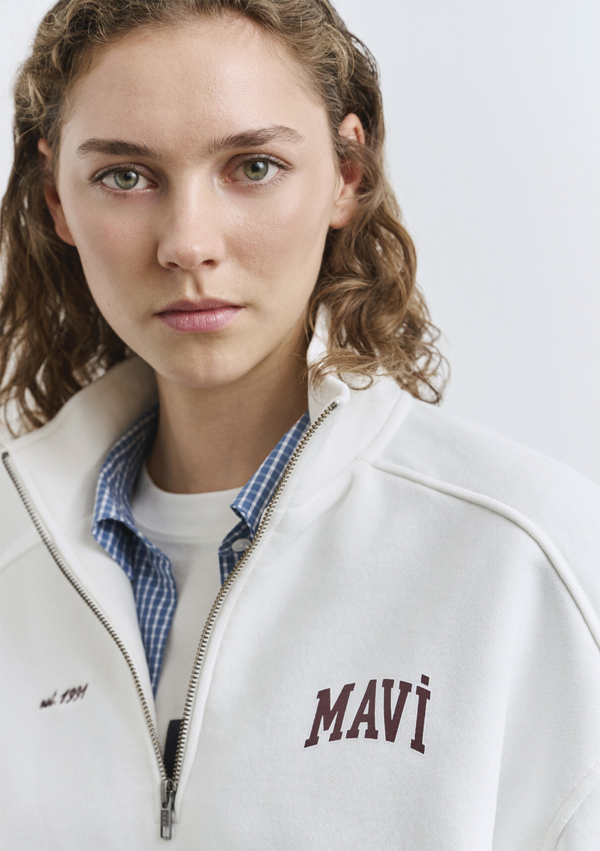 Mavi Logo Baskılı Yarı Fermuarlı Ekru Sweatshirt görsel 6