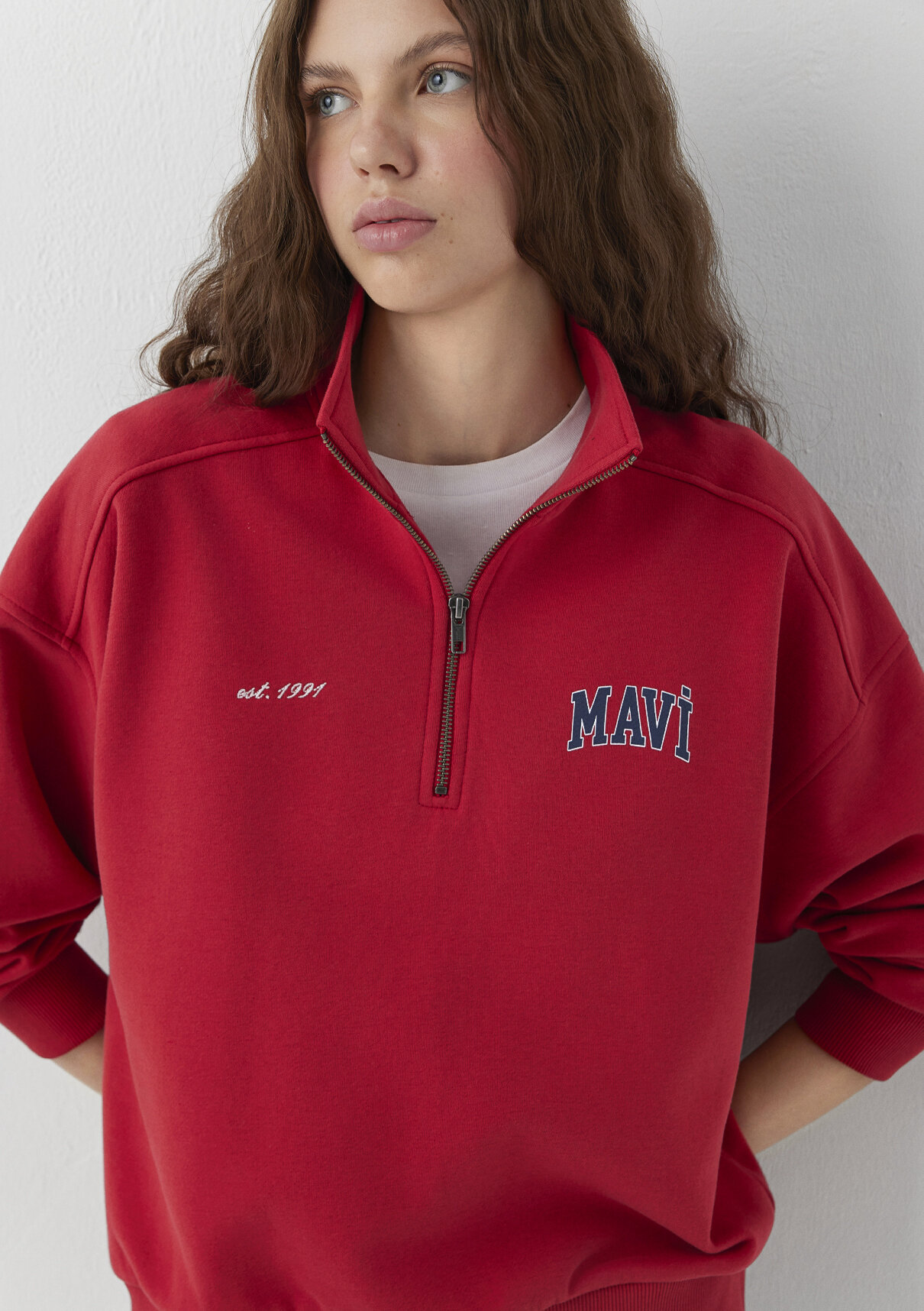 Mavi Logo Yarı Fermuarlı Kırmızı Sweatshirt