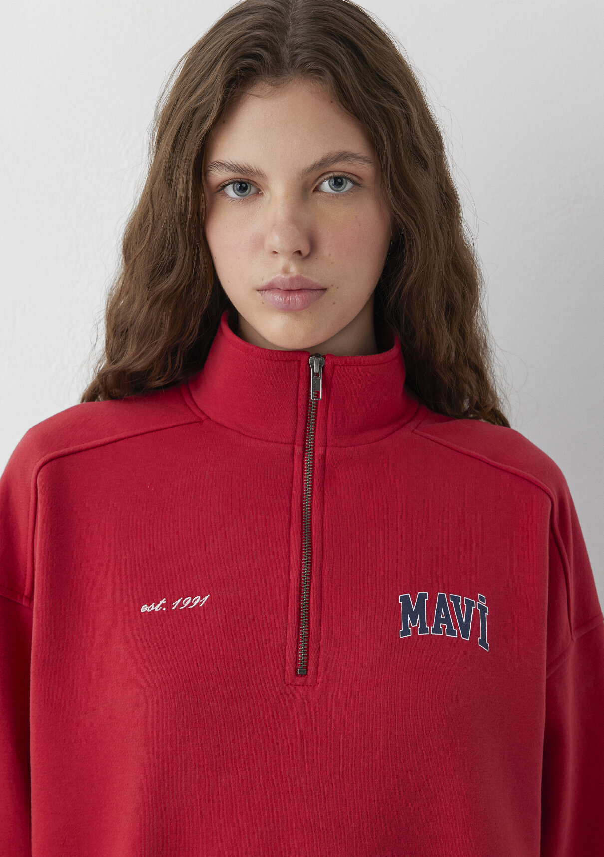 Mavi Logo Yarı Fermuarlı Kırmızı Sweatshirt görsel 6