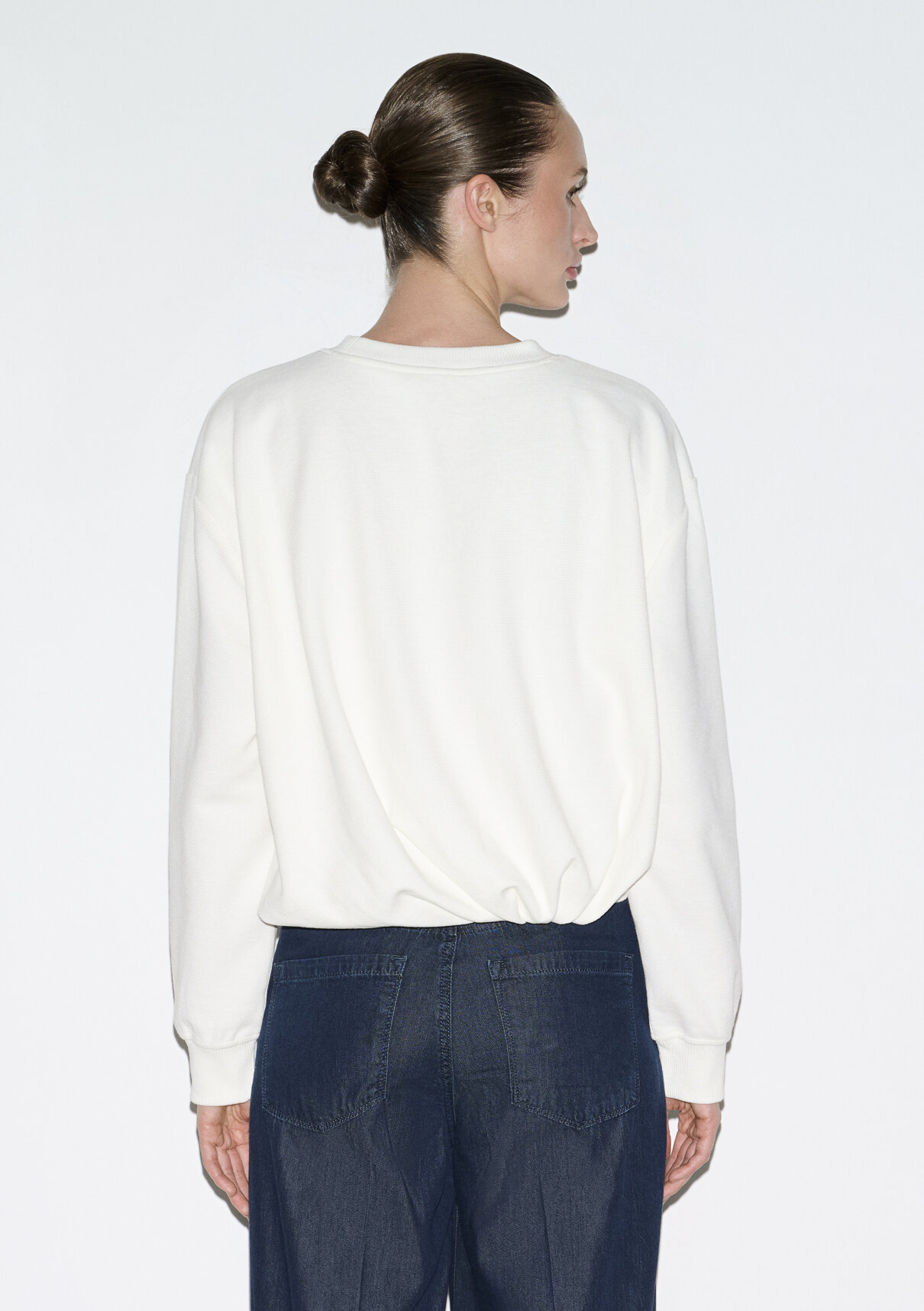 Mavi Bisiklet Yaka Ekru Sweatshirt görsel 4
