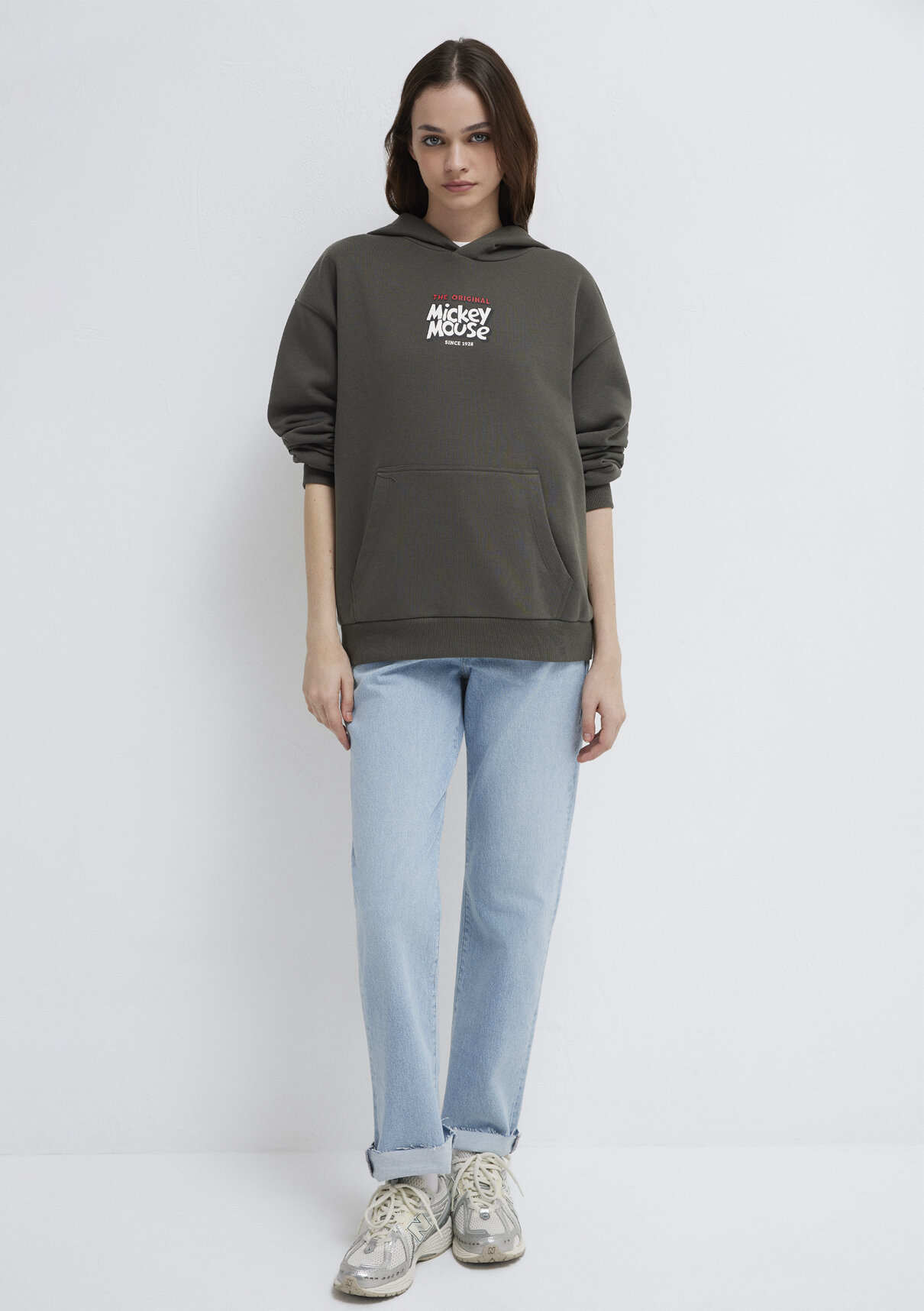 Mavi Mickey Mouse Sırt Baskılı Haki Sweatshirt görsel 2