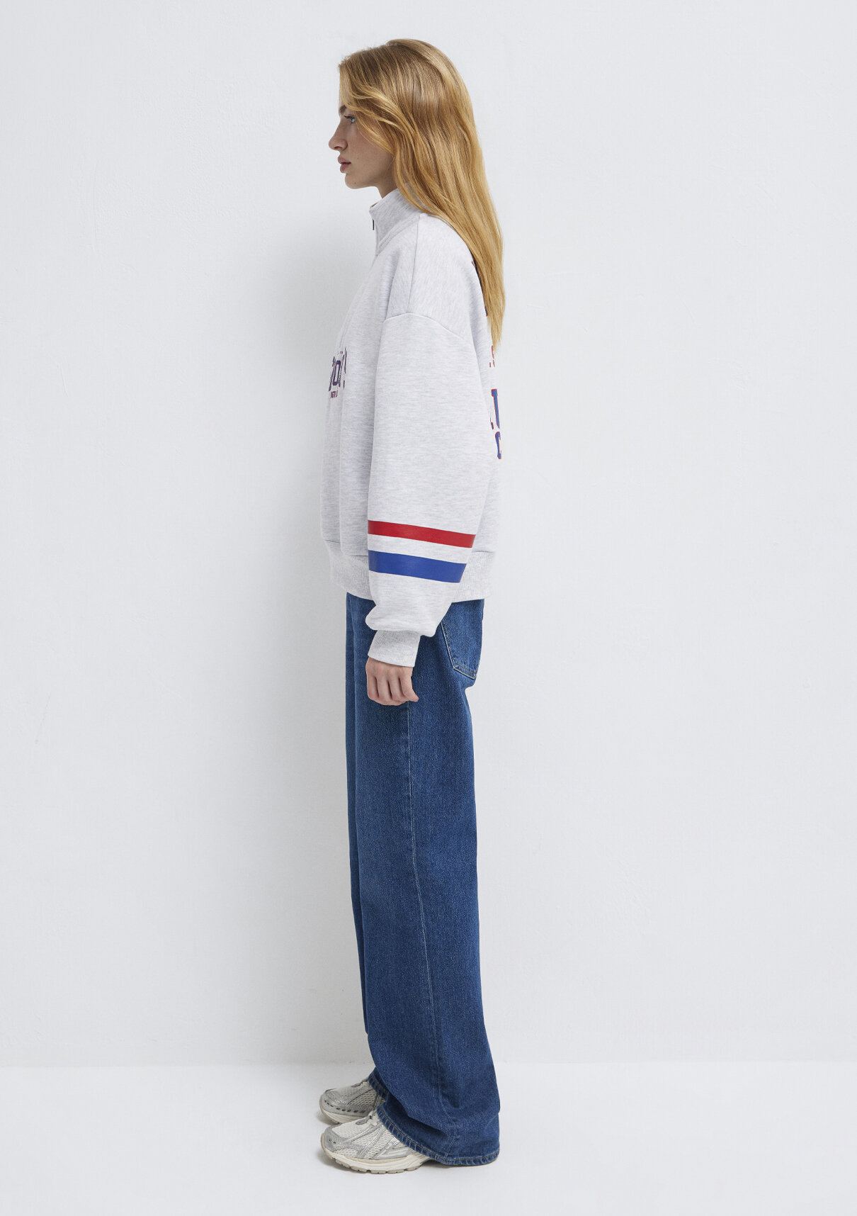 Mavi Peanuts Baskılı Gri Sweatshirt görsel 5