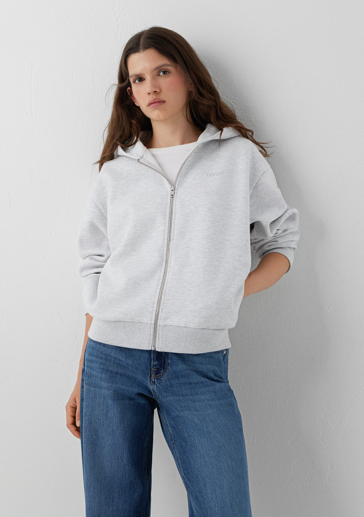 Mavi Logo Baskılı Gri Sweatshirt