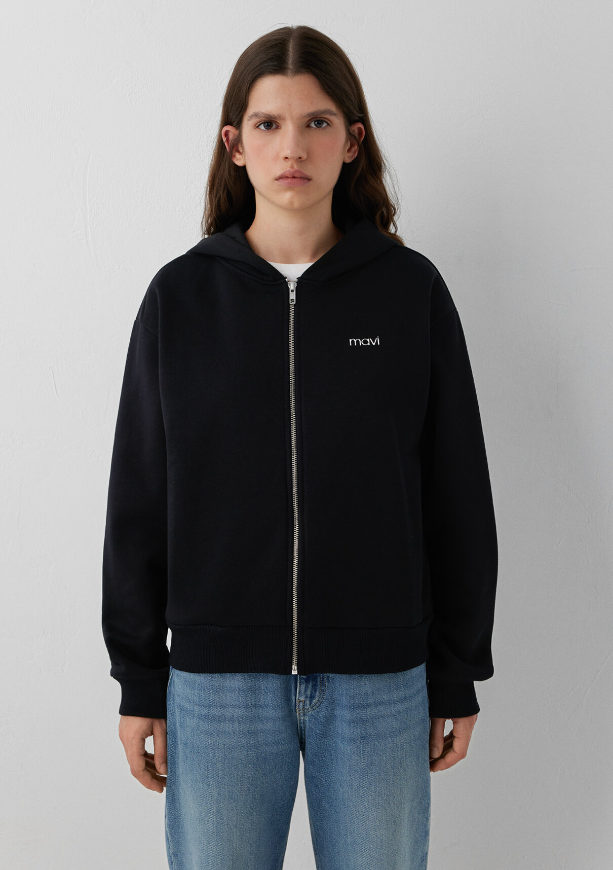 Mavi Logo Baskılı Siyah Sweatshirt görsel 3