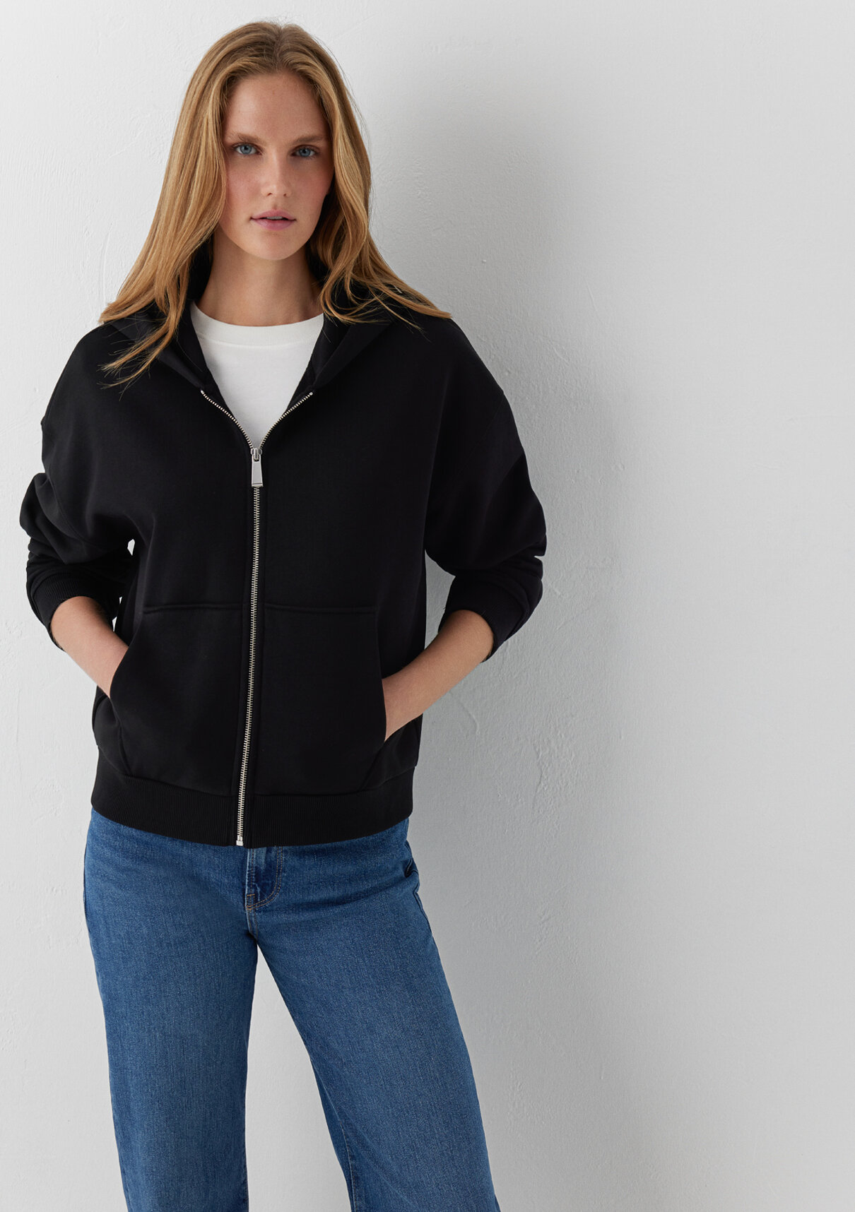 Mavi Kapüşonlu Siyah Basic Sweatshirt görsel 2