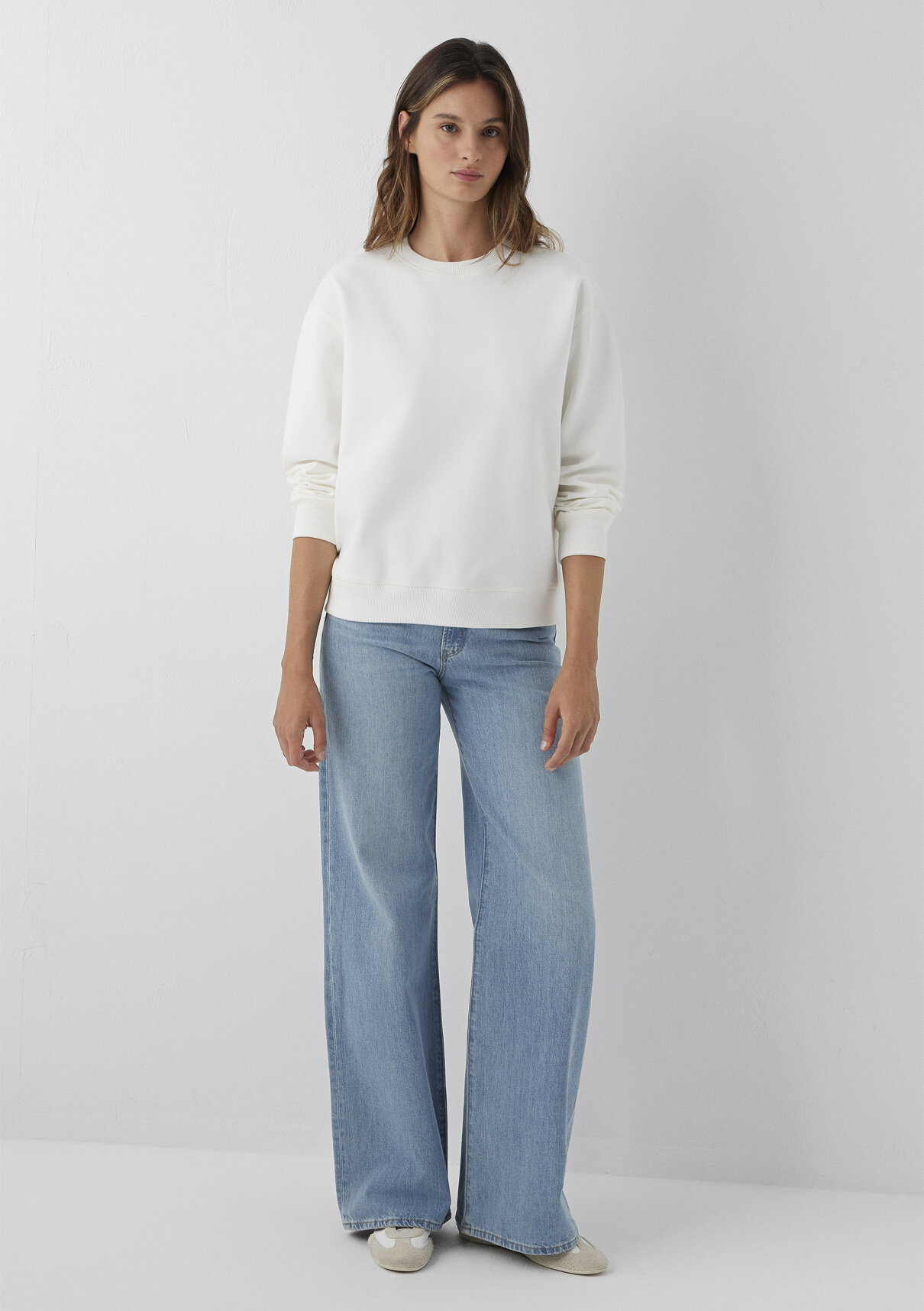 Mavi Beyaz Basic Sweatshirt görsel 2