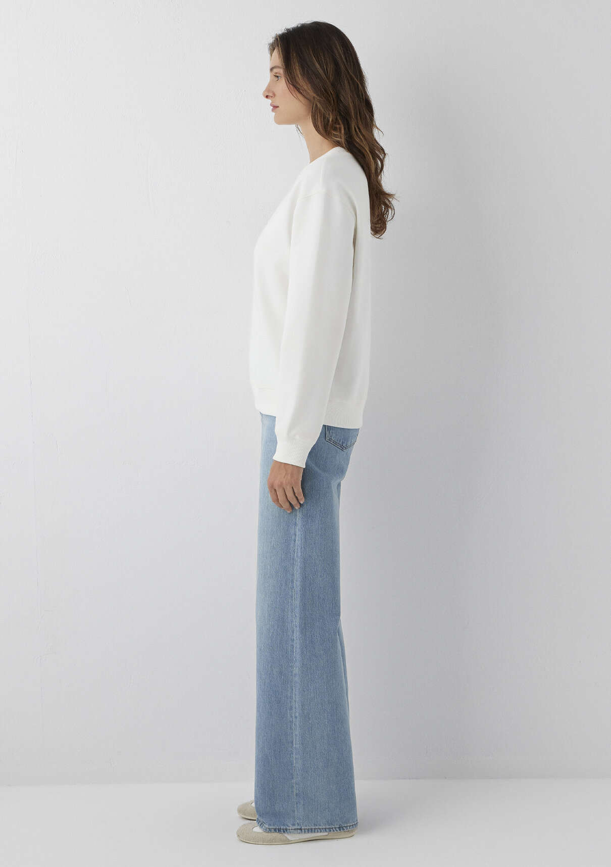Mavi Beyaz Basic Sweatshirt görsel 4