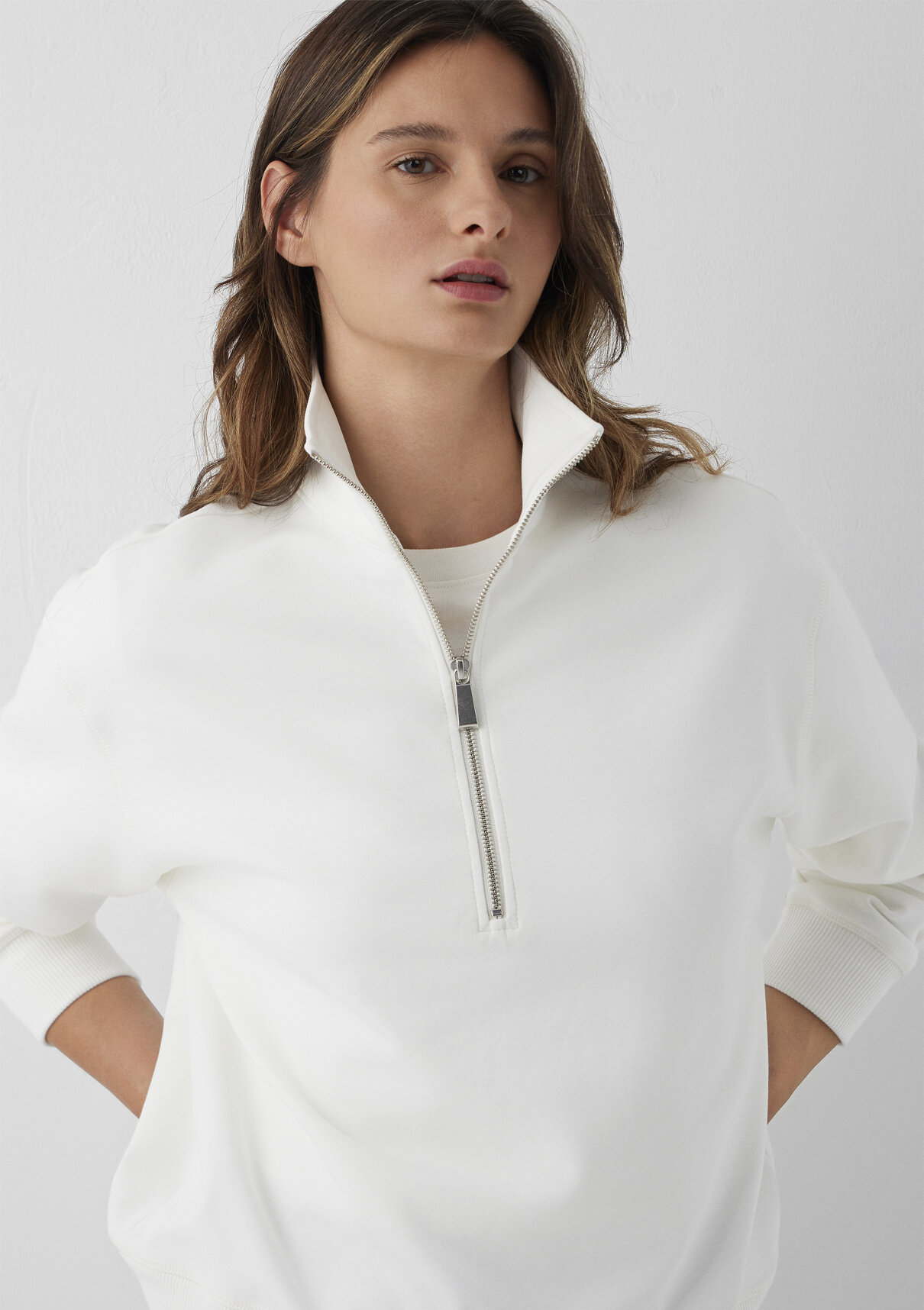 Mavi Yarı Fermuarlı Beyaz İnterlok Sweatshirt görsel 3