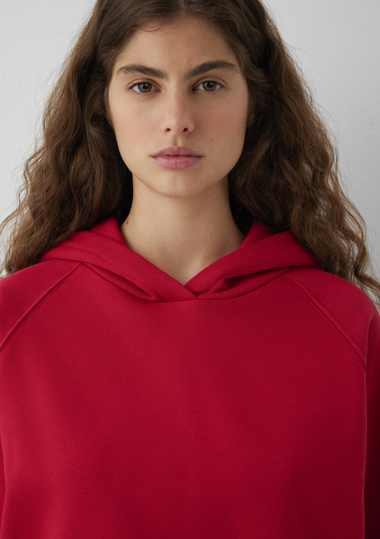 Mavi Kapüşonlu Kırmızı Basic Sweatshirt görsel 7