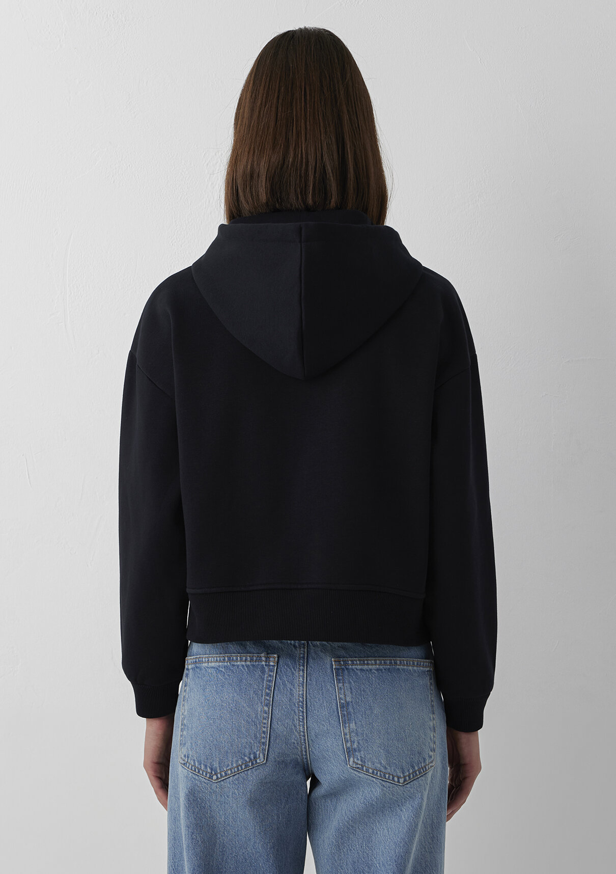 Mavi Kapüşonlu Siyah Sweatshirt görsel 6