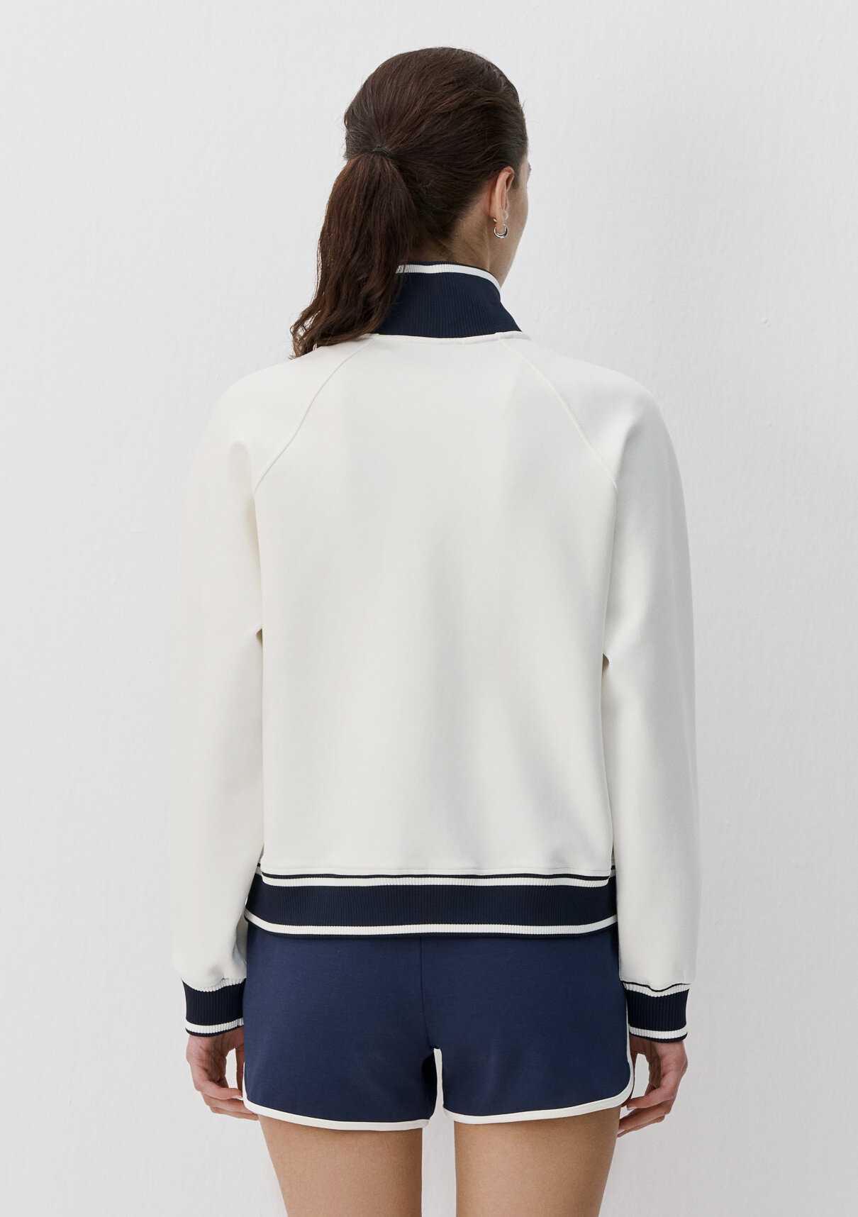 Mavi Zeynep Sönmez x Mavi Fermuarlı Ekru Sweatshirt görsel 4