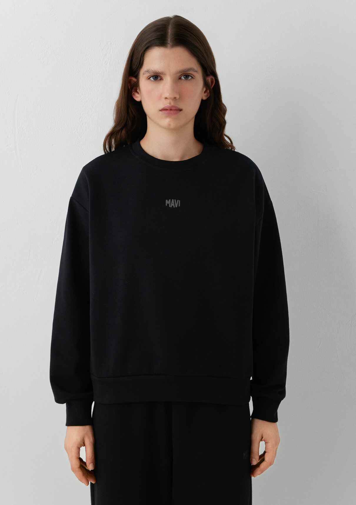 Mavi Logo Baskılı Siyah İnterlok Sweatshirt görsel 3