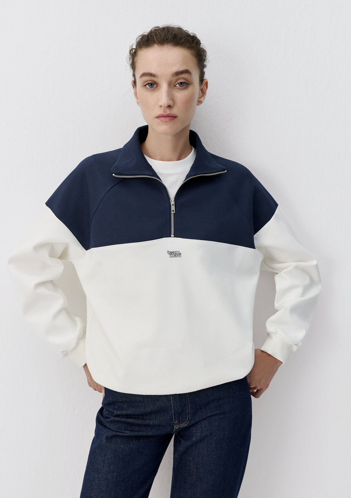 Mavi Zeynep Sönmez x Mavi Ekru Sweatshirt