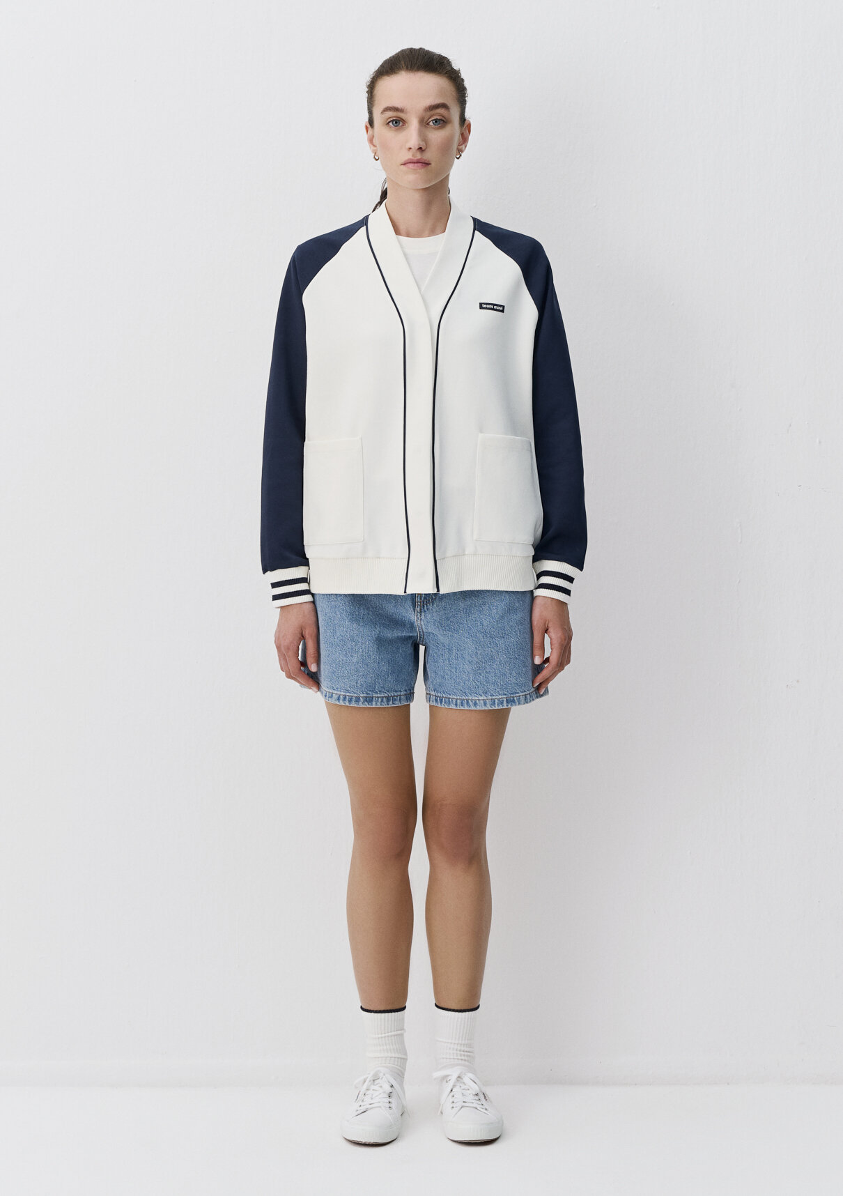 Mavi Zeynep Sönmez x Mavi Ekru Sweatshirt görsel 4