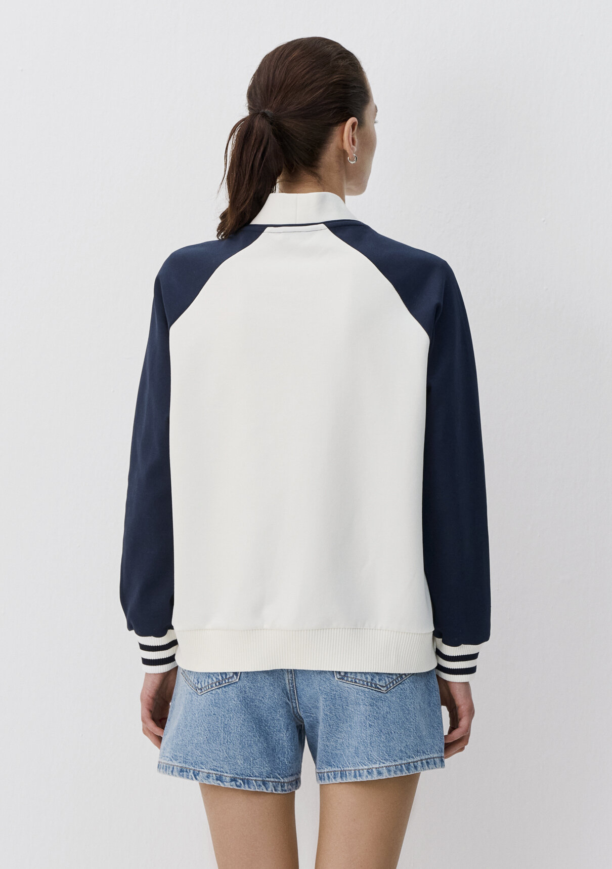 Mavi Zeynep Sönmez x Mavi Ekru Sweatshirt görsel 5