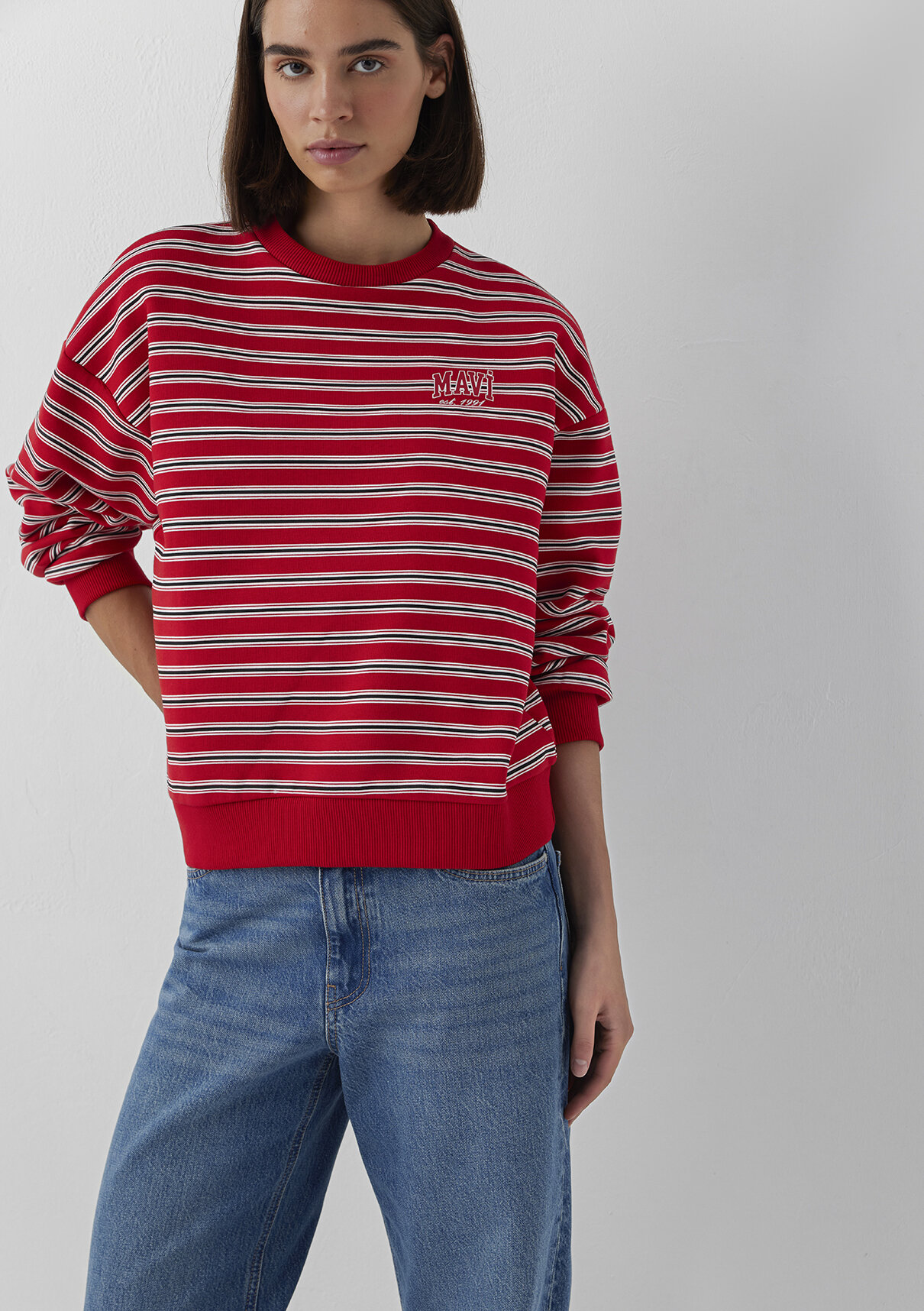 Mavi Kırmızı Sweatshirt görsel 2