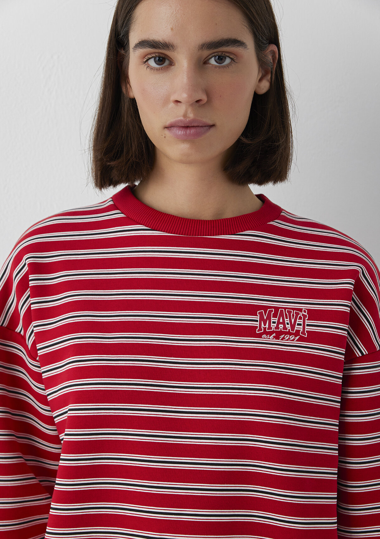 Mavi Kırmızı Sweatshirt görsel 7