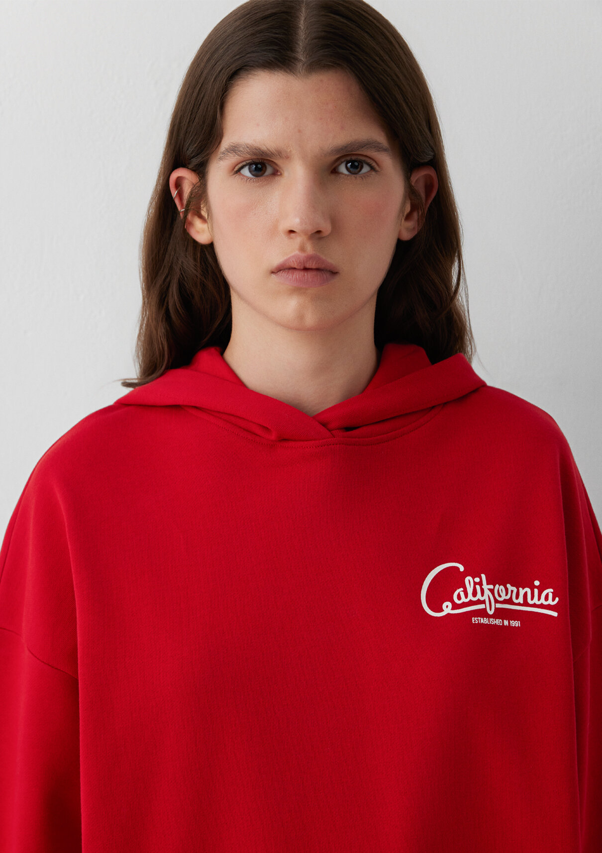 Mavi Kapüşonlu Kırmızı Sweatshirt görsel 6