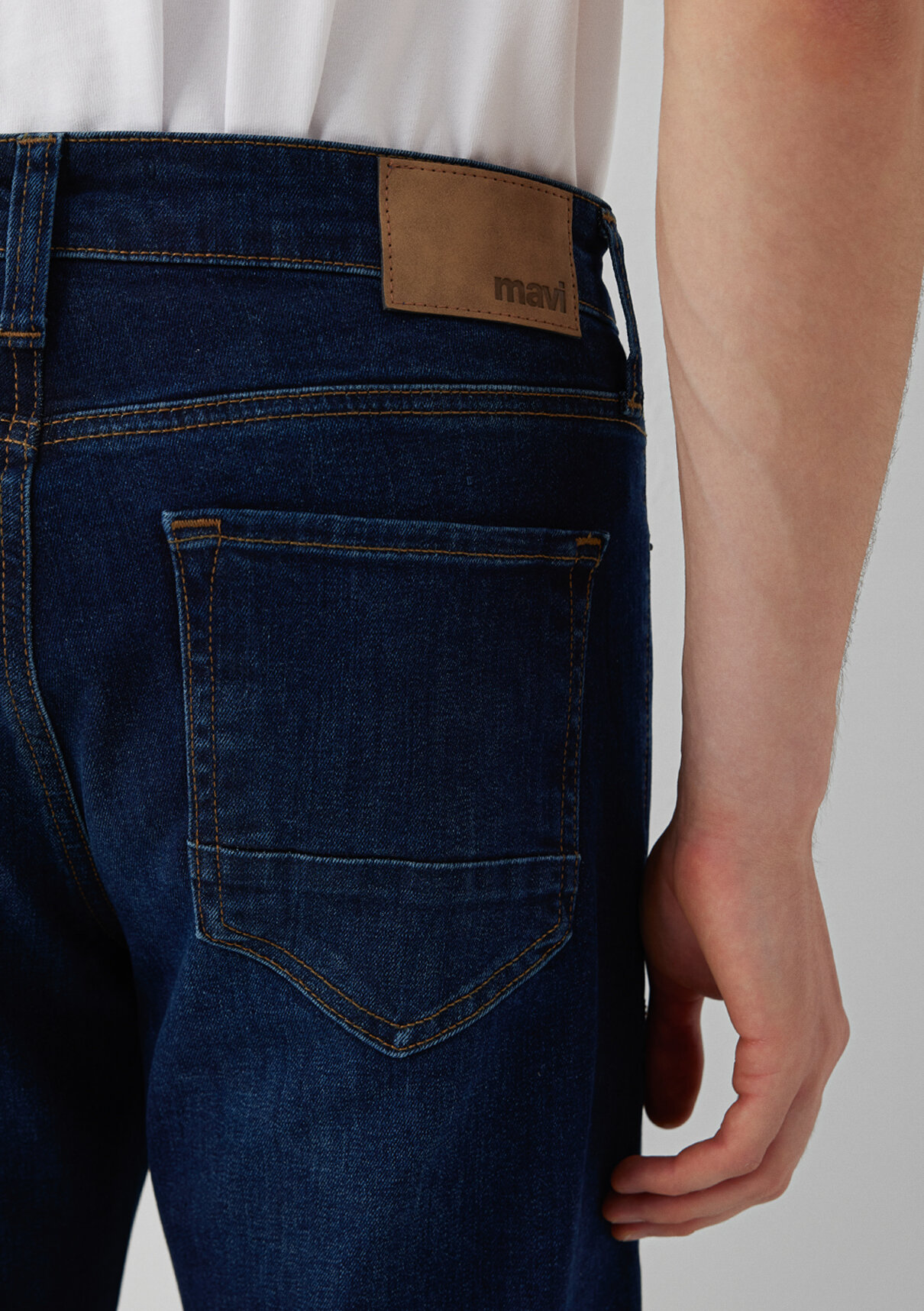 Mavi Koyu Mavi Denim Jean Pantolon görsel 7