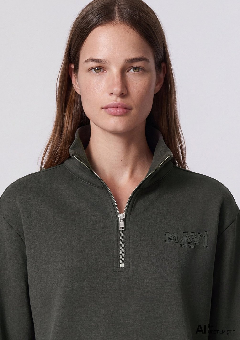 Kadın Mavi Logo Yarı Fermuarlı Haki Sweatshirt