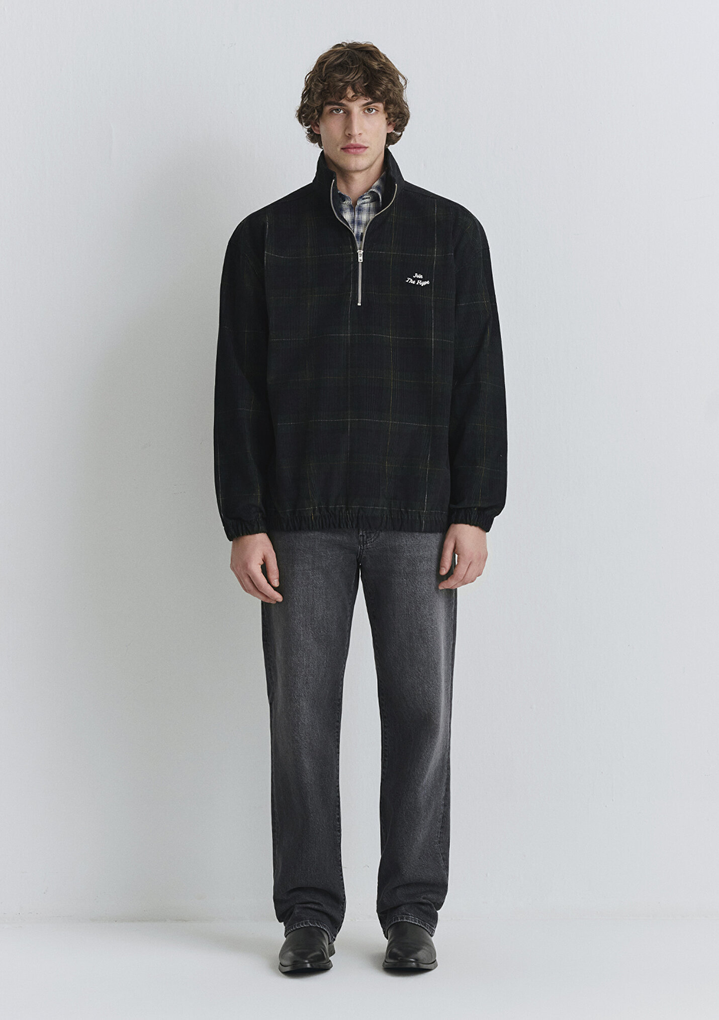 Erkek Yarı Fermuarlı Kareli Siyah Sweatshirt