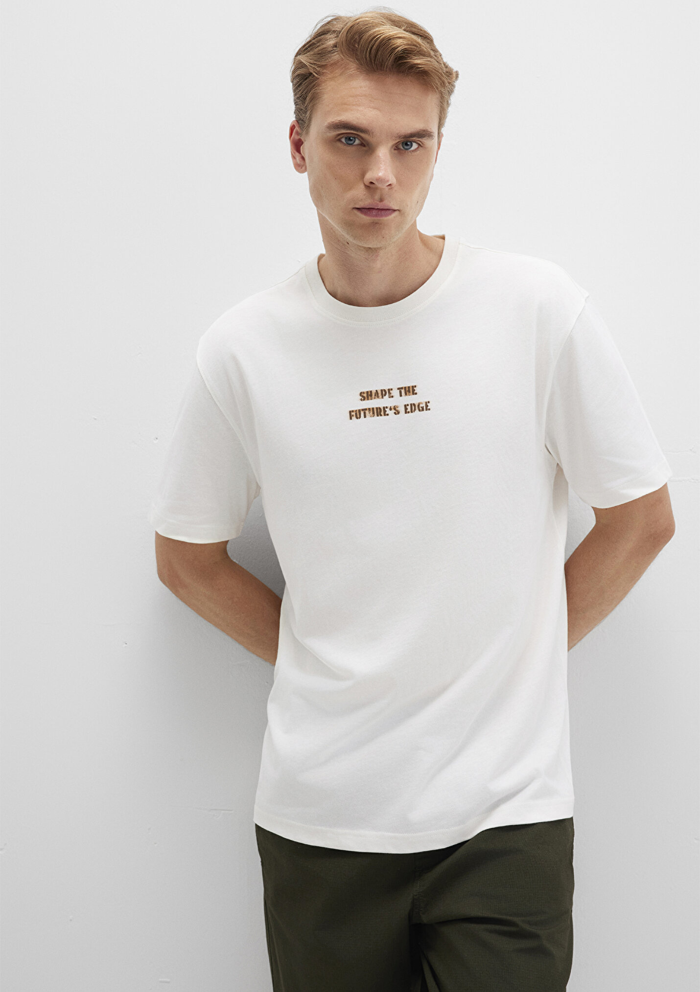 Erkek Baskılı Ekru Tişört